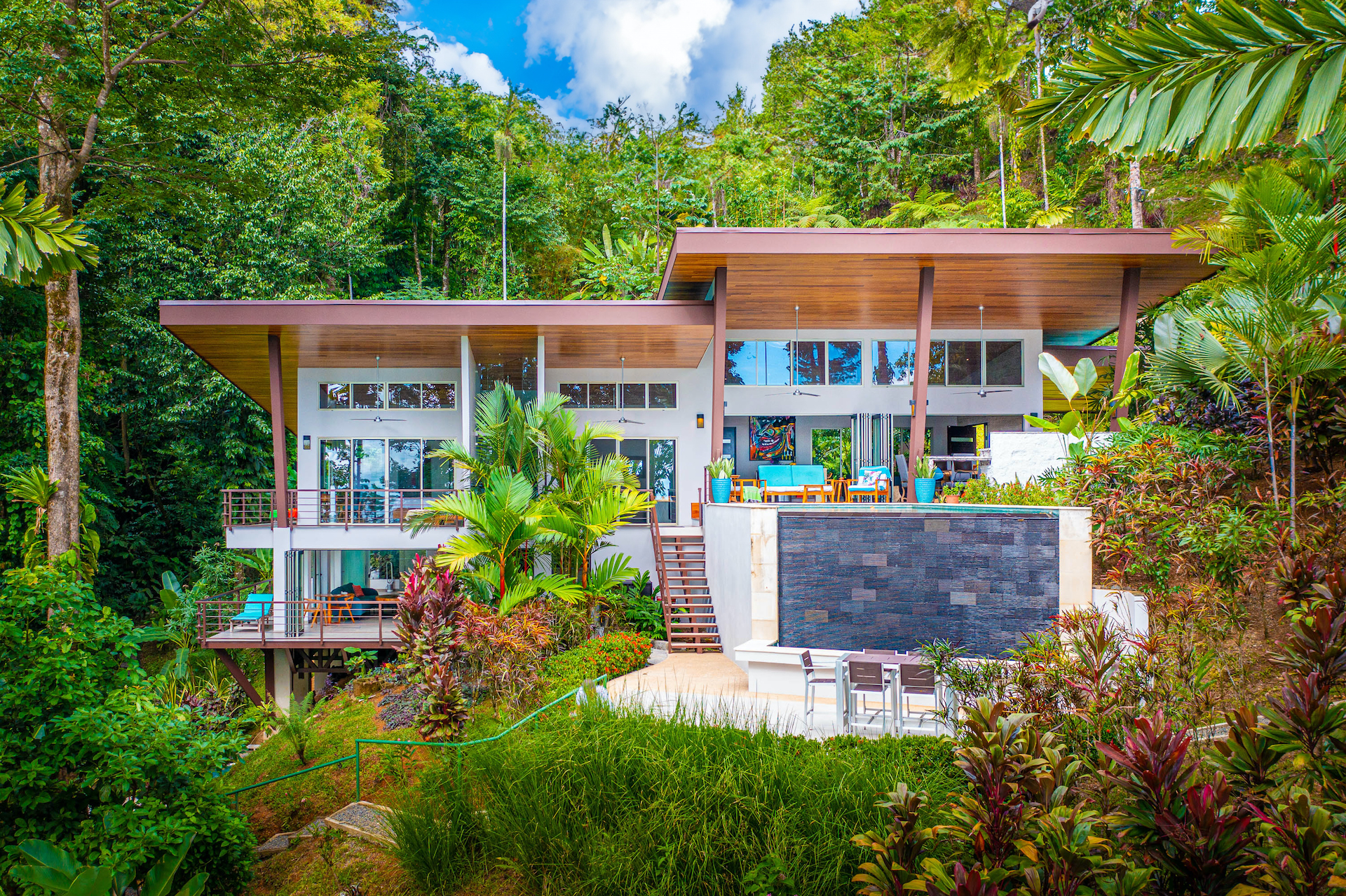 4 bed Single Family Homes For Sale in Uvita, Puntarenas - thumb 1