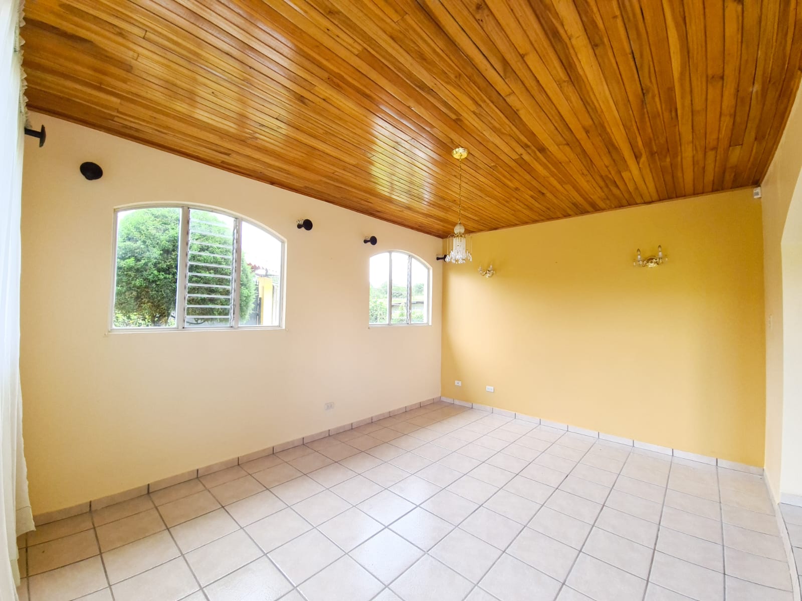 6 bed Single Family Homes For Sale in Coronado, San Jose - thumb 16