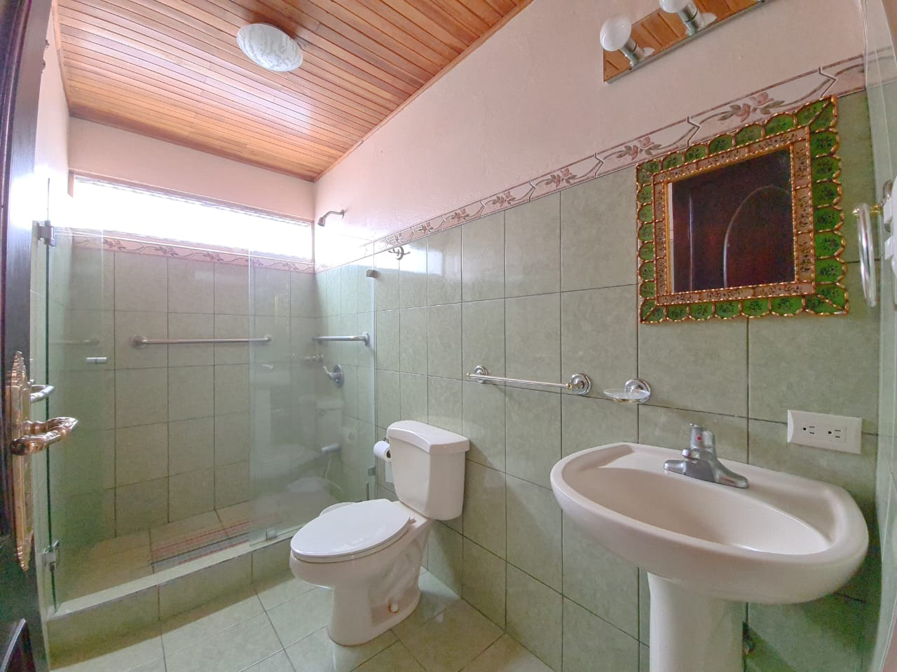 6 bed Single Family Homes For Sale in Coronado, San Jose - thumb 24