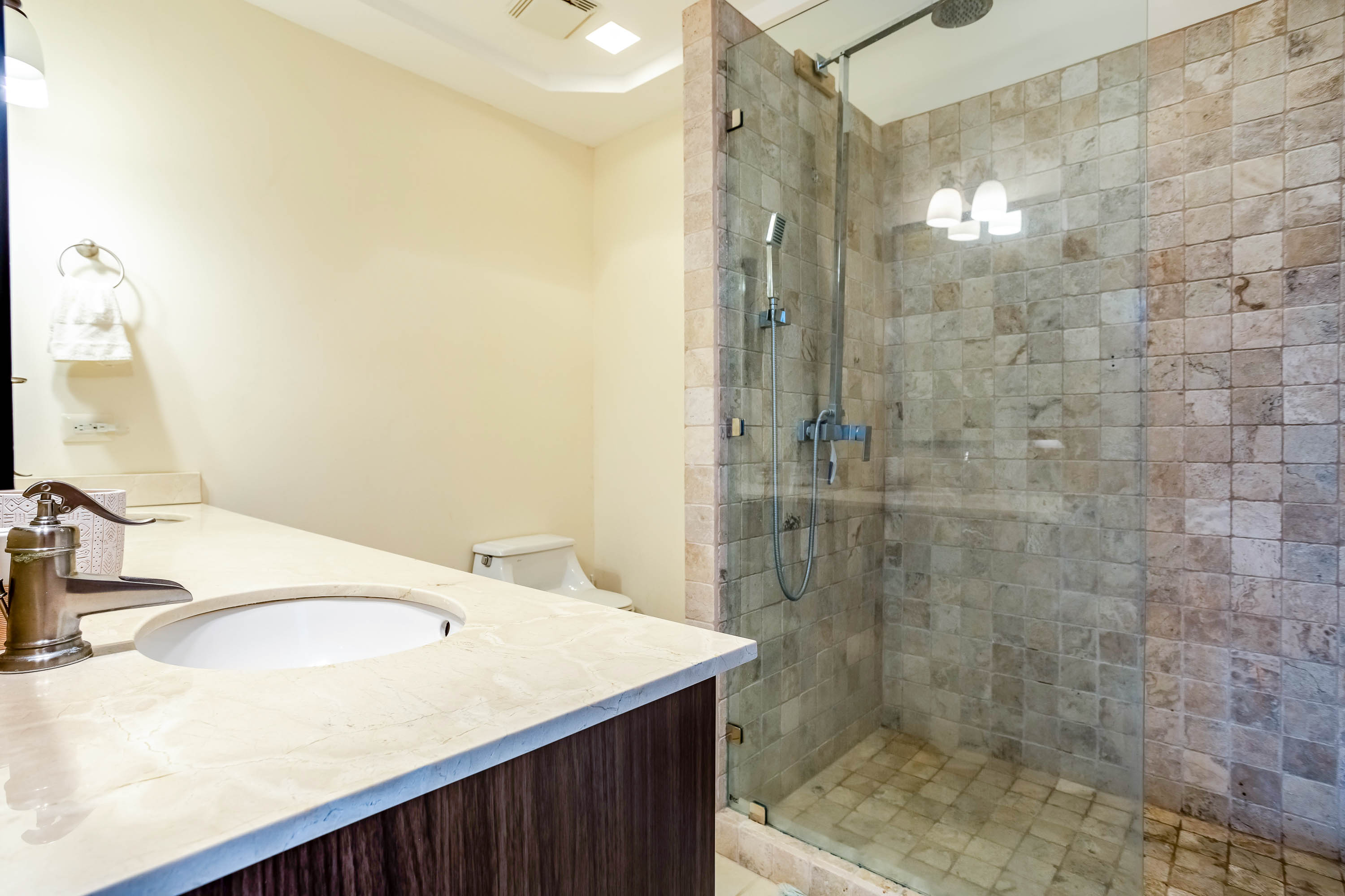 2 bed Single Family Homes For Sale in Dominical, Puntarenas - thumb 27