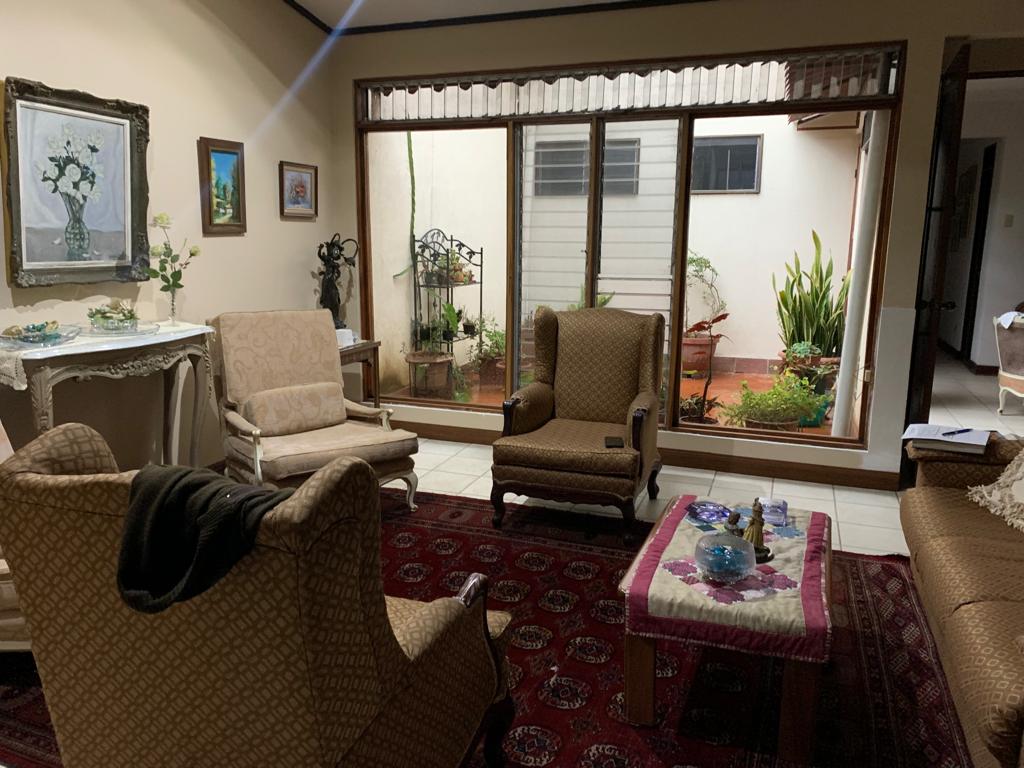 5 bed Single Family Homes For Sale in Curridabat, San Jose - thumb 1