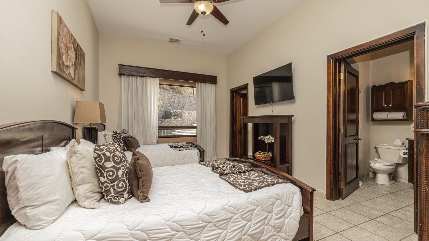 5 bed Single Family Homes For Sale in Ocotal, Guanacaste - thumb 22