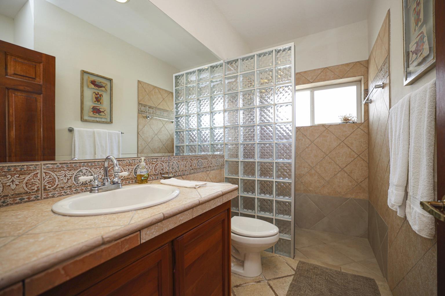 3 bed Single Family Homes For Sale in Playa Panama, Guanacaste - thumb 29