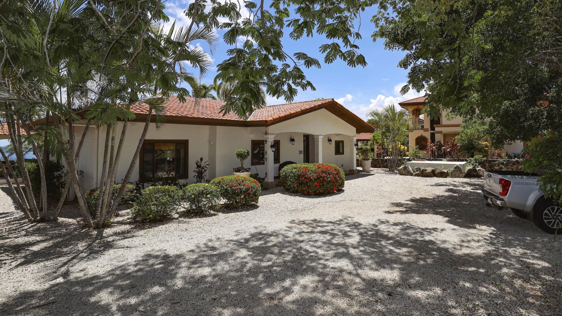 3 bed Single Family Homes For Sale in Playa Panama, Guanacaste - thumb 1