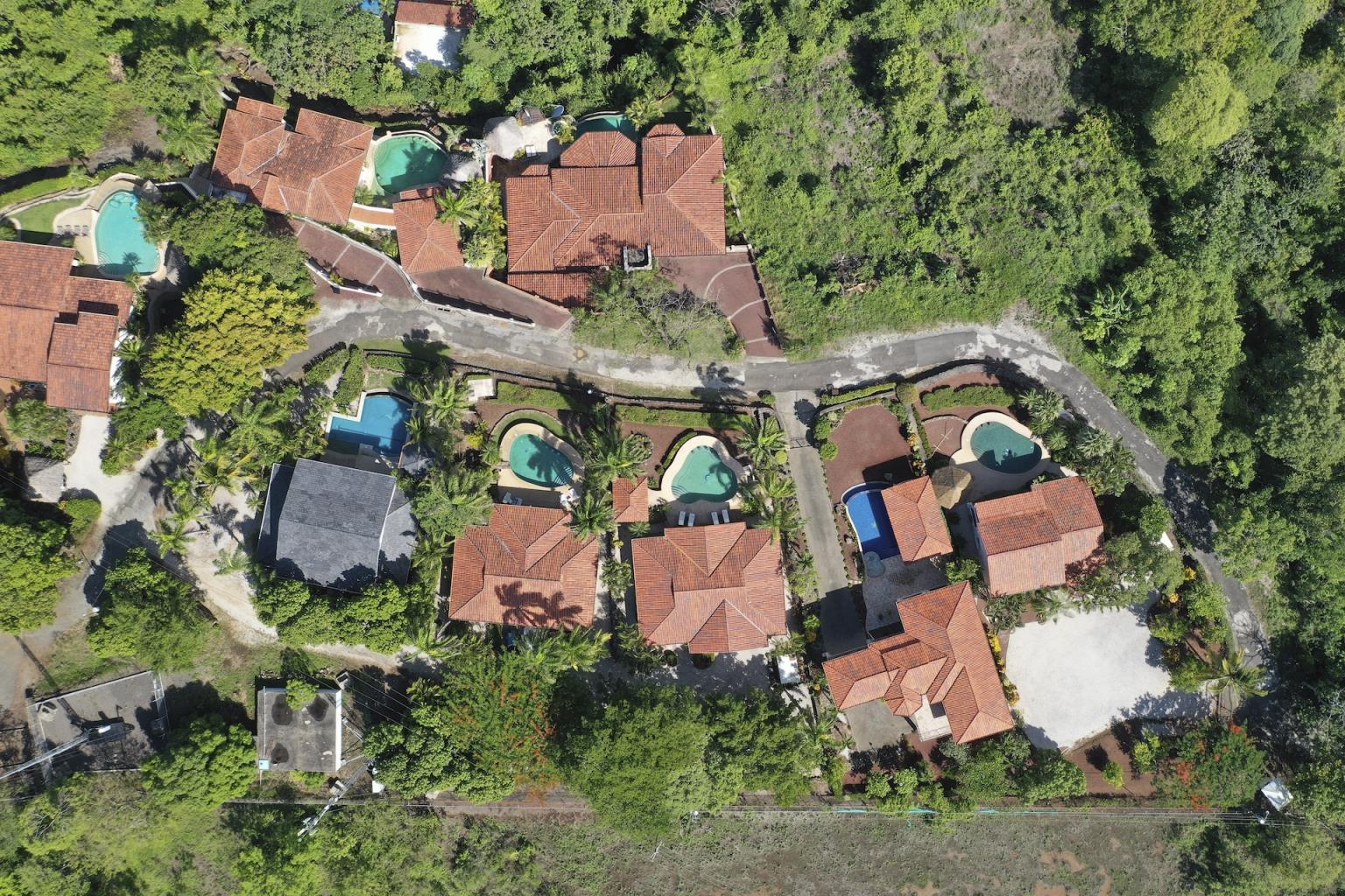 3 bed Single Family Homes For Sale in Playa Panama, Guanacaste - thumb 26