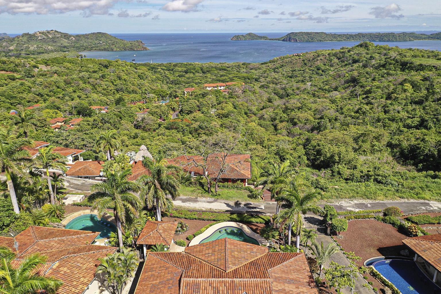 3 bed Single Family Homes For Sale in Playa Panama, Guanacaste - thumb 27