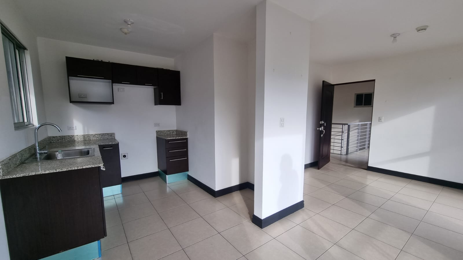 2 bed Condo For Sale in San Jose, San Jose - thumb 14