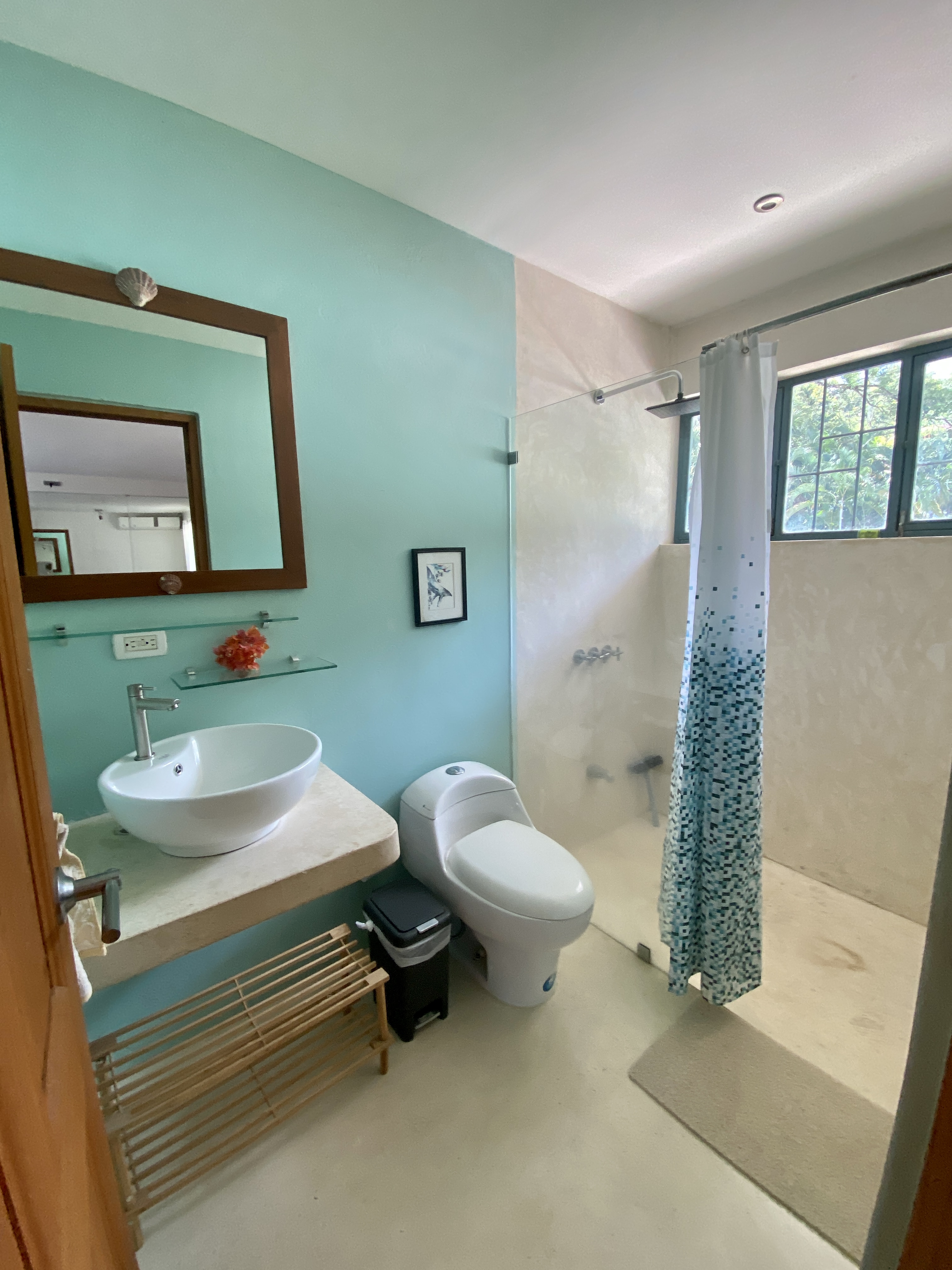 4 bed Single Family Homes For Sale in Santa Teresa, Puntarenas - thumb 3