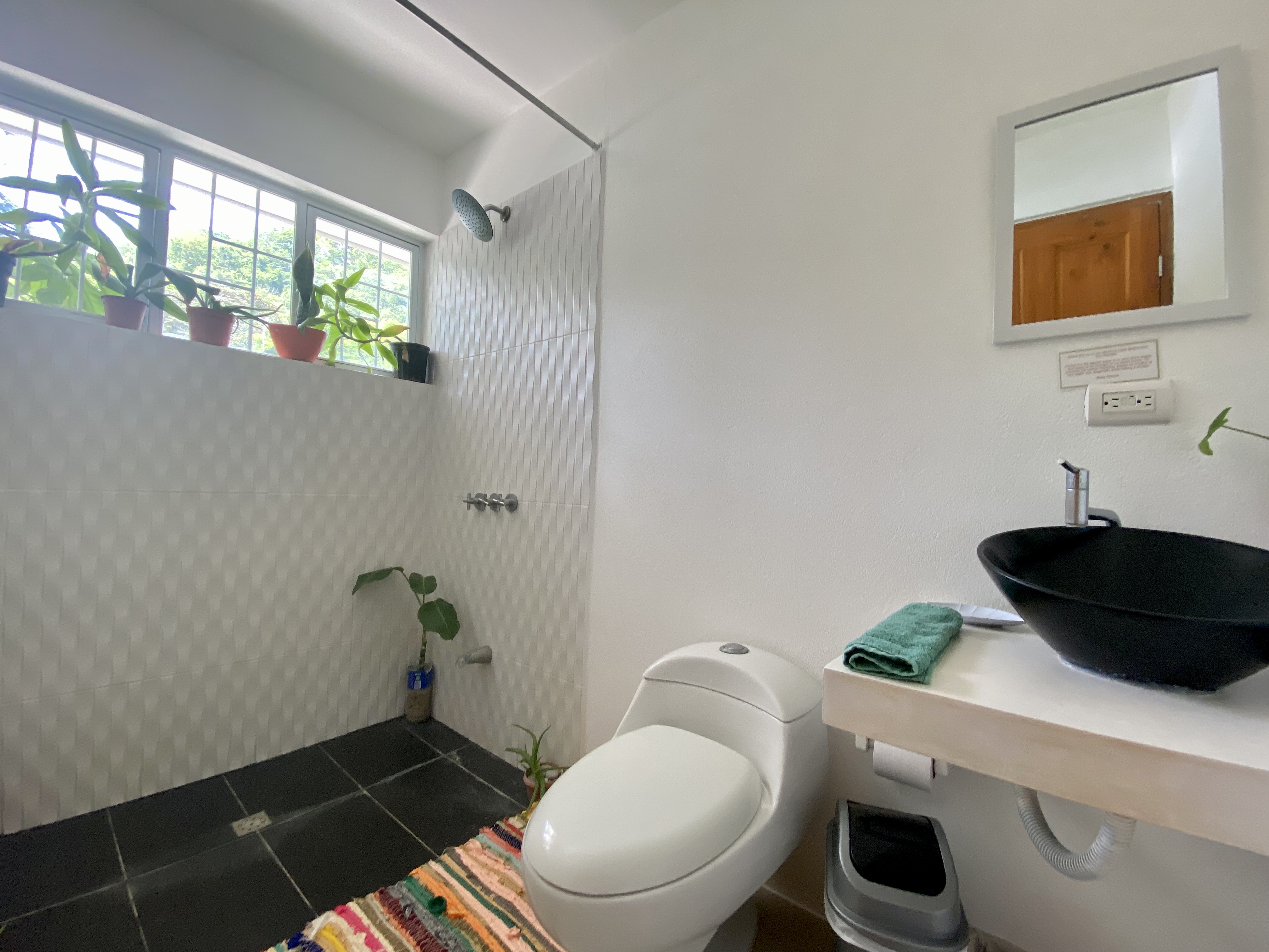 4 bed Single Family Homes For Sale in Santa Teresa, Puntarenas - thumb 11