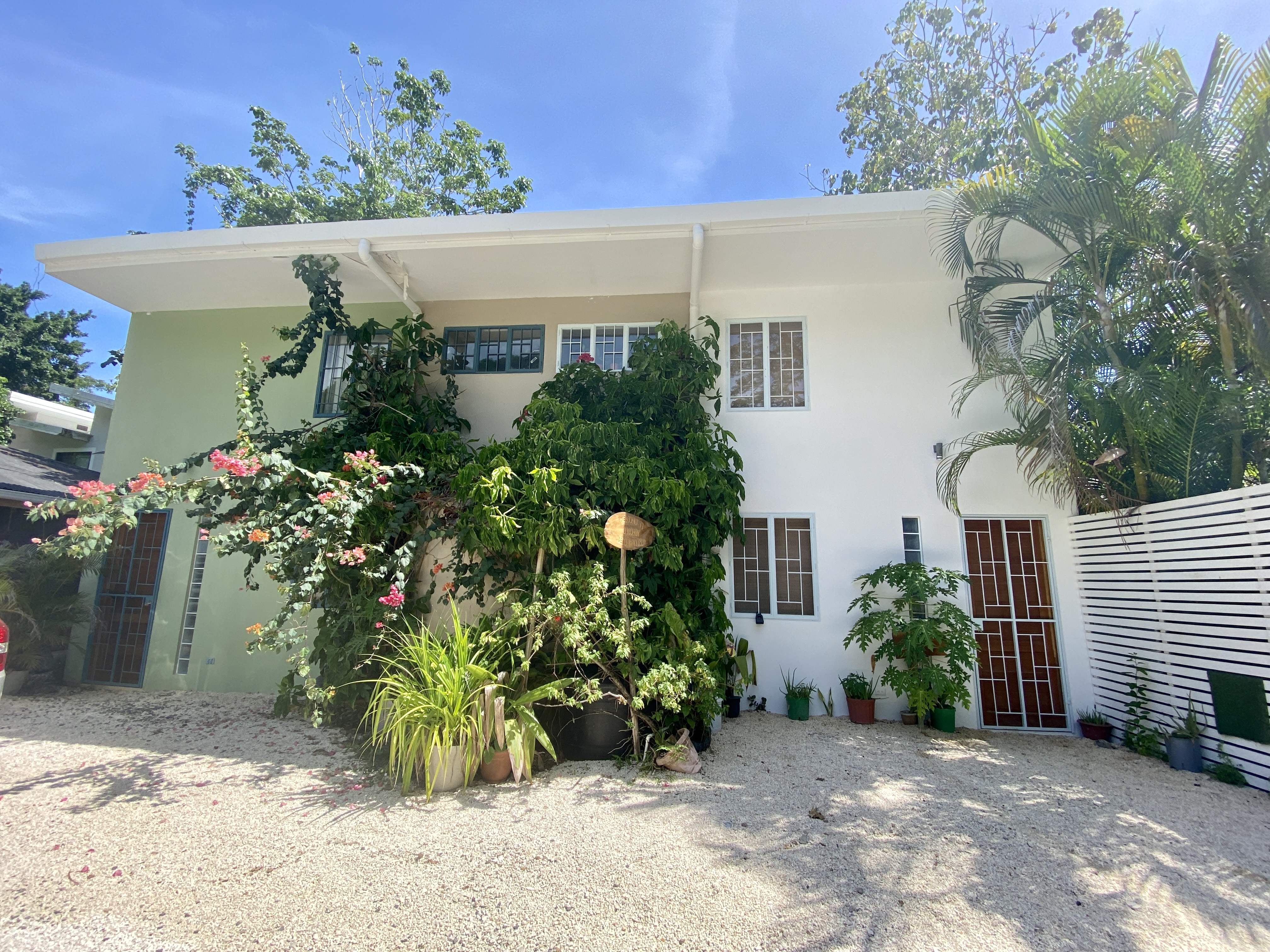 4 bed Single Family Homes For Sale in Santa Teresa, Puntarenas - thumb 1