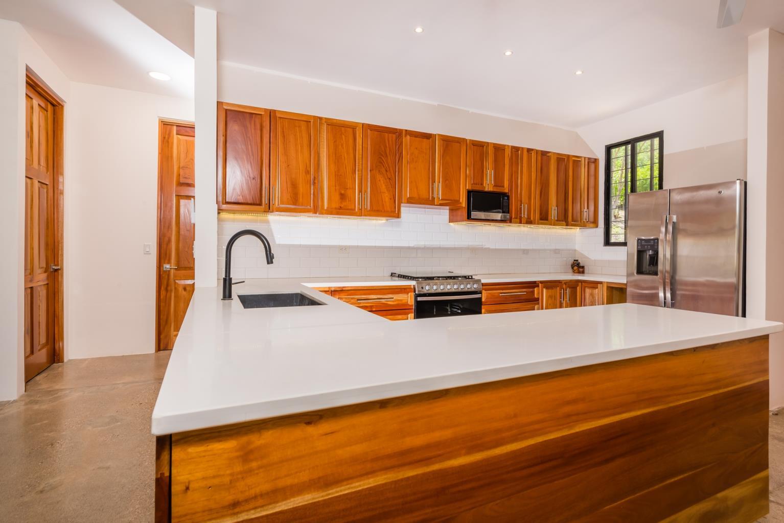 5 bed Single Family Homes For Sale in Playa Grande, Guanacaste - thumb 6