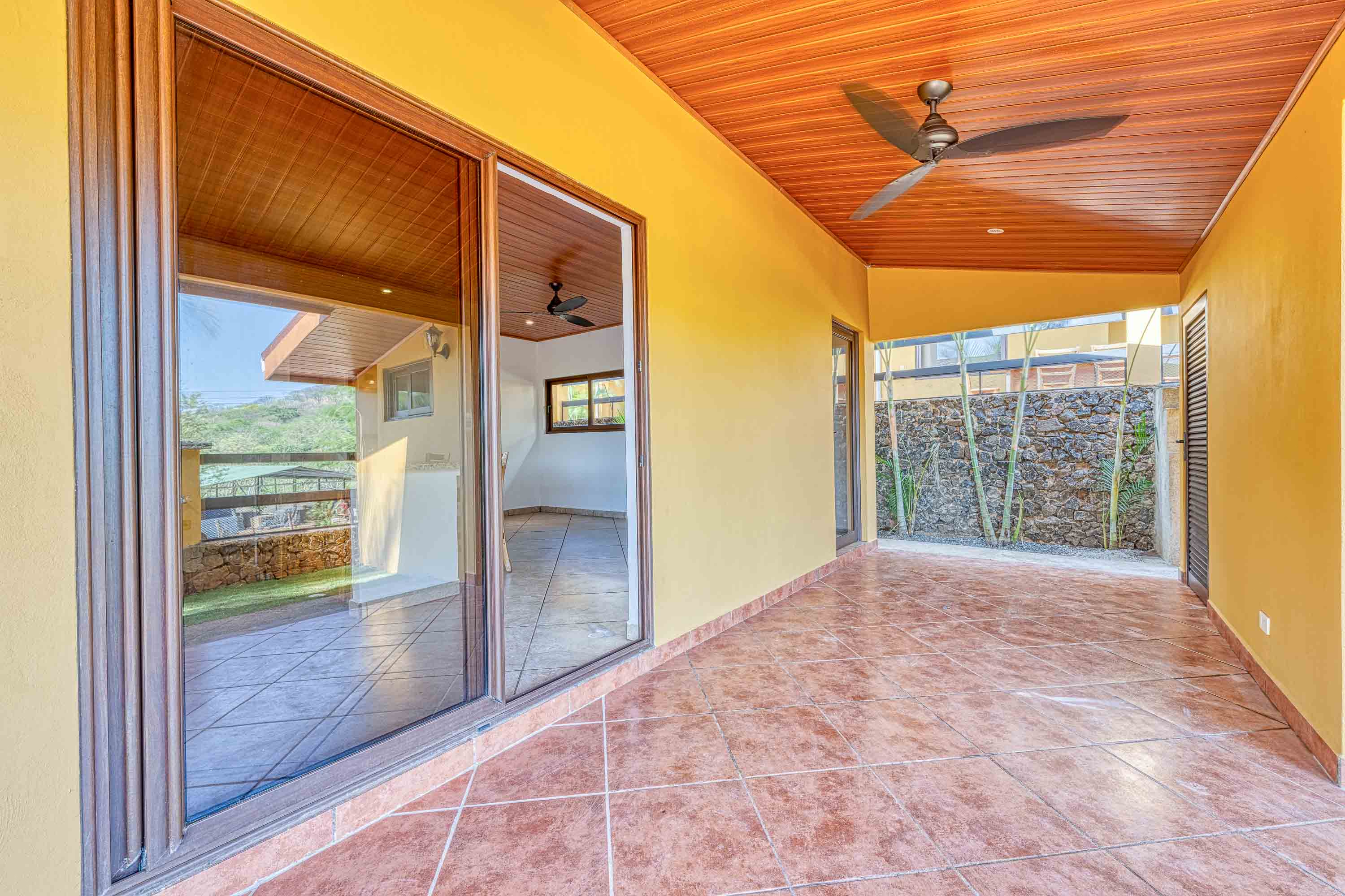 14 bed Single Family Homes For Sale in Tamarindo, Guanacaste - thumb 9