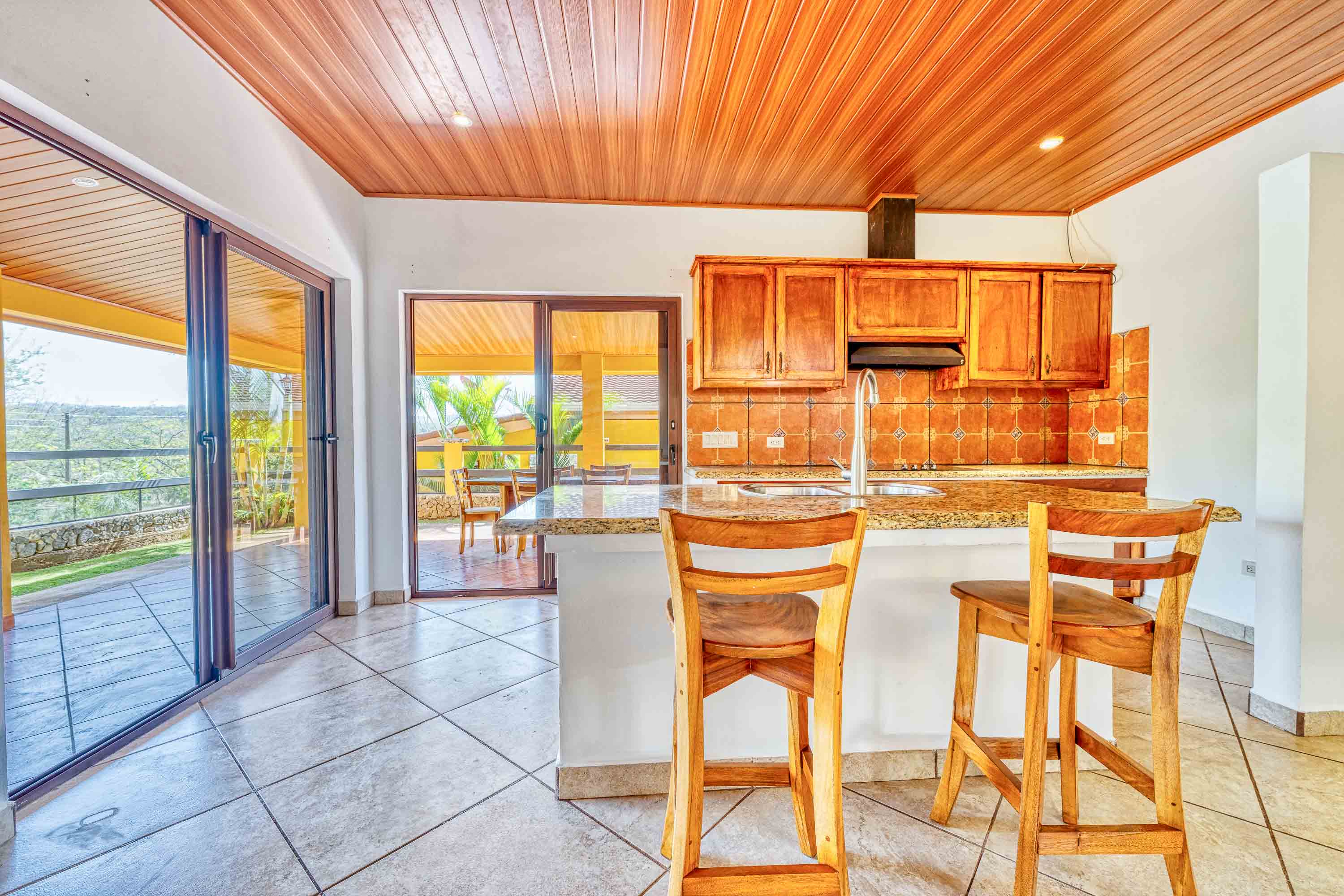 14 bed Single Family Homes For Sale in Tamarindo, Guanacaste - thumb 10