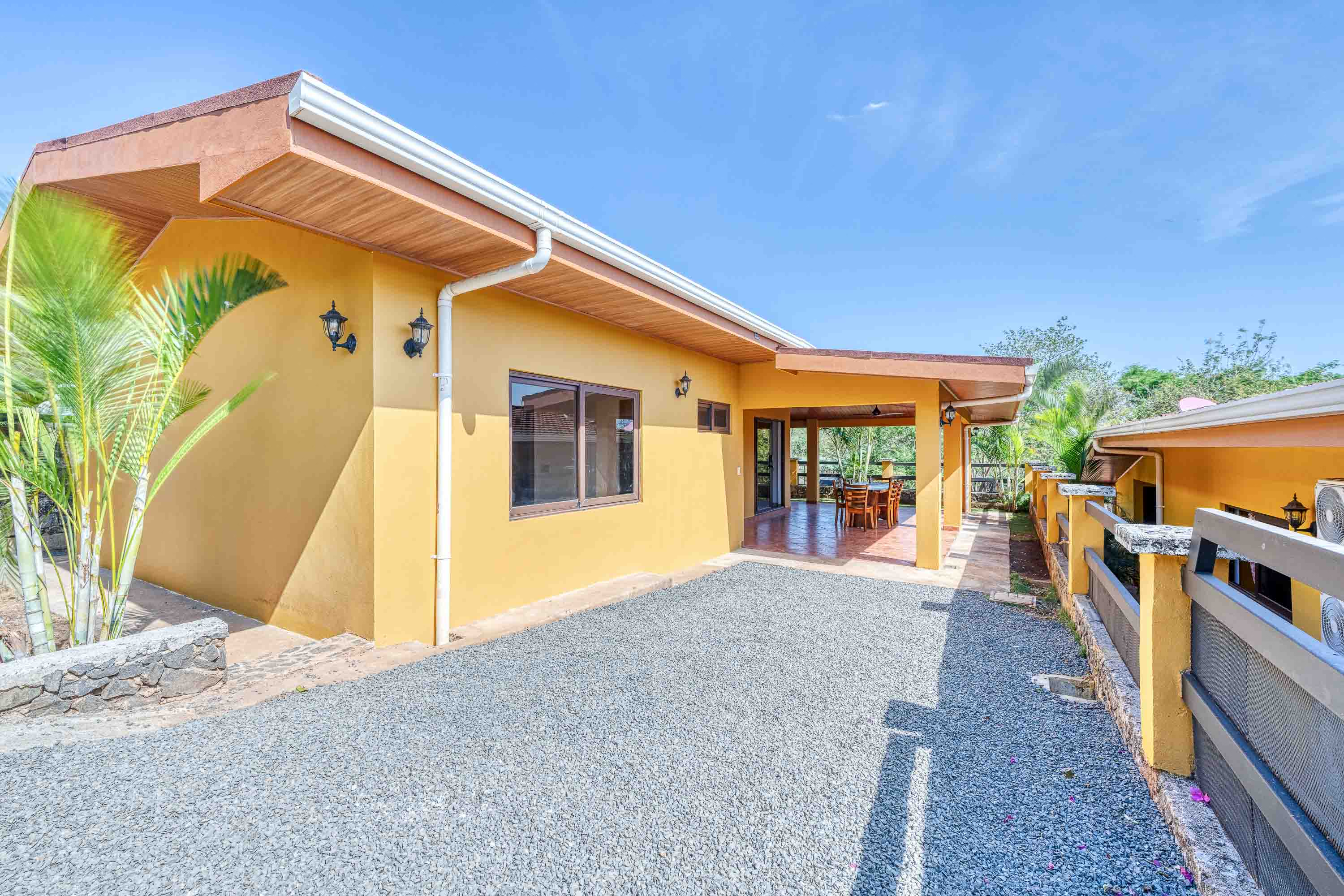 14 bed Single Family Homes For Sale in Tamarindo, Guanacaste - thumb 7