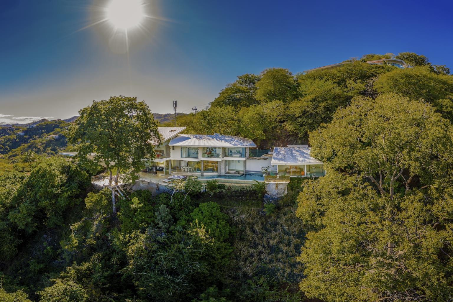 4 bed Single Family Homes For Sale in Ocotal, Guanacaste - thumb 1