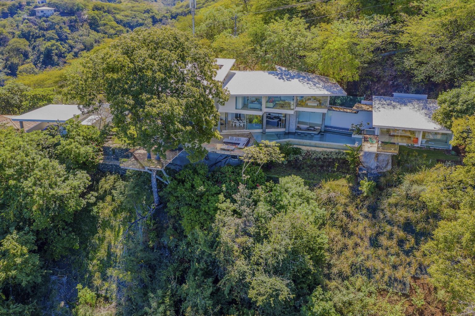 4 bed Single Family Homes For Sale in Ocotal, Guanacaste - thumb 5