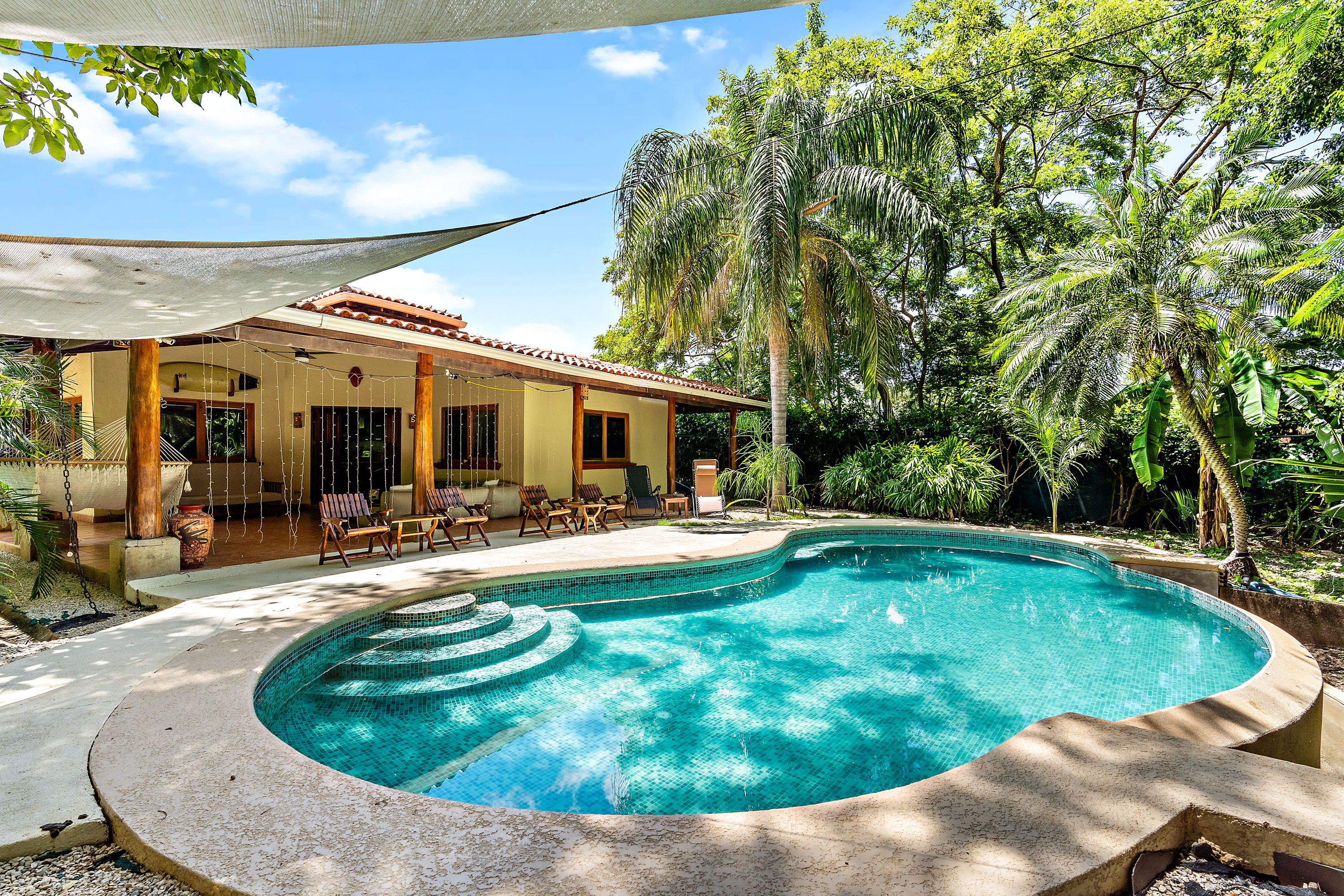 4 bed Single Family Homes For Sale in Tamarindo, Guanacaste - thumb 1