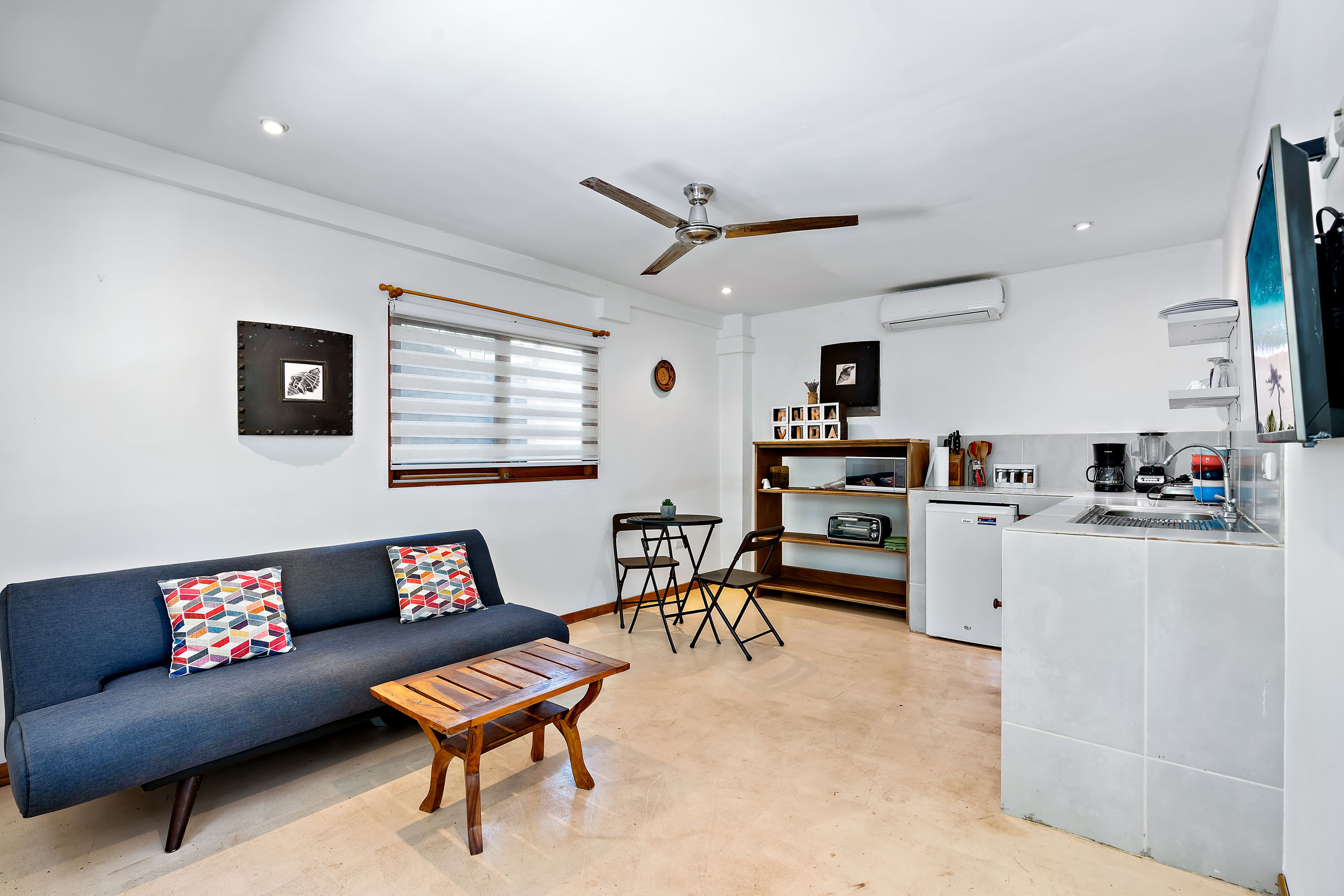 4 bed Single Family Homes For Sale in Tamarindo, Guanacaste - thumb 7