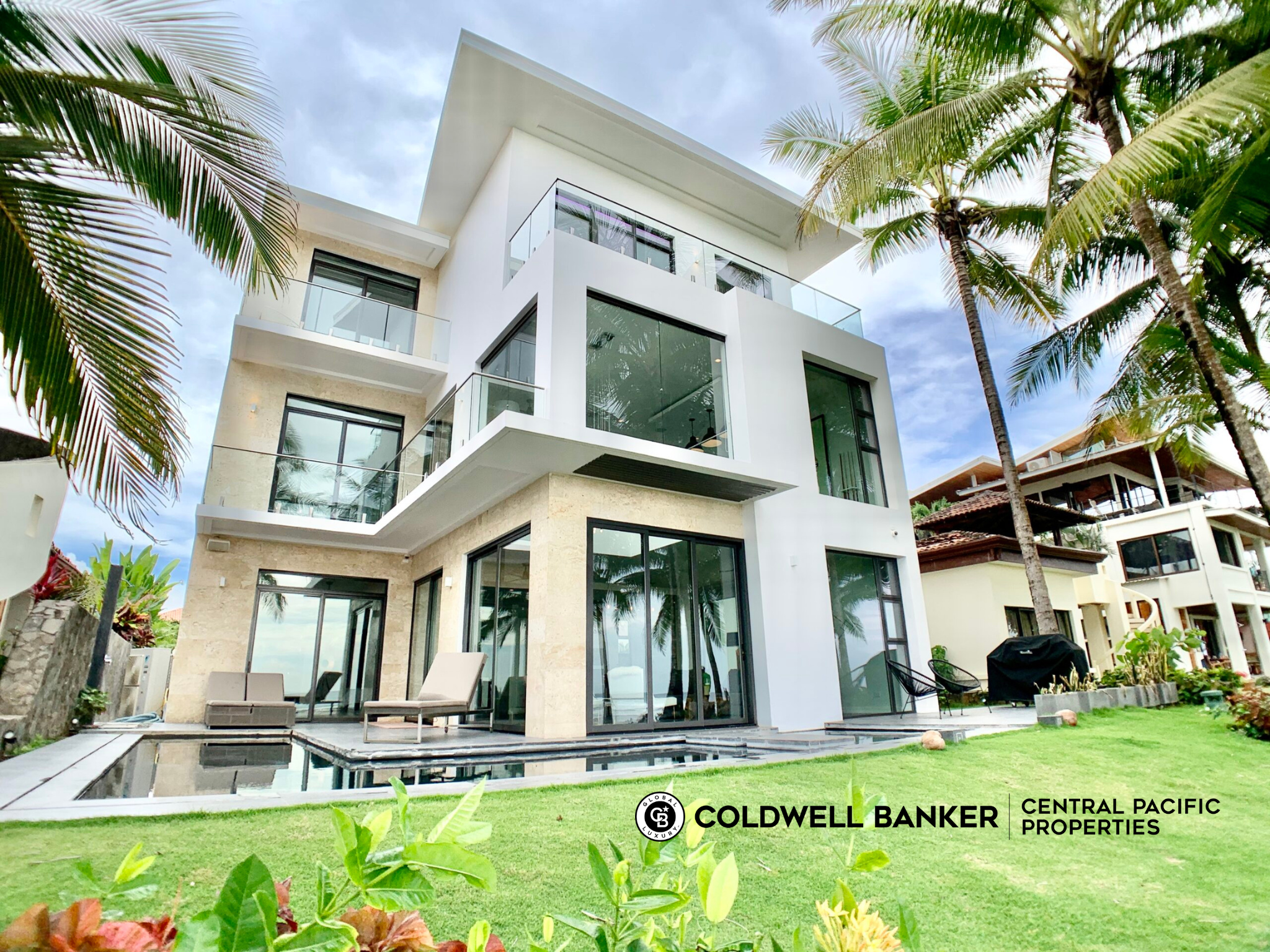 6 bed Single Family Homes For Sale in Jaco, Puntarenas - thumb 1