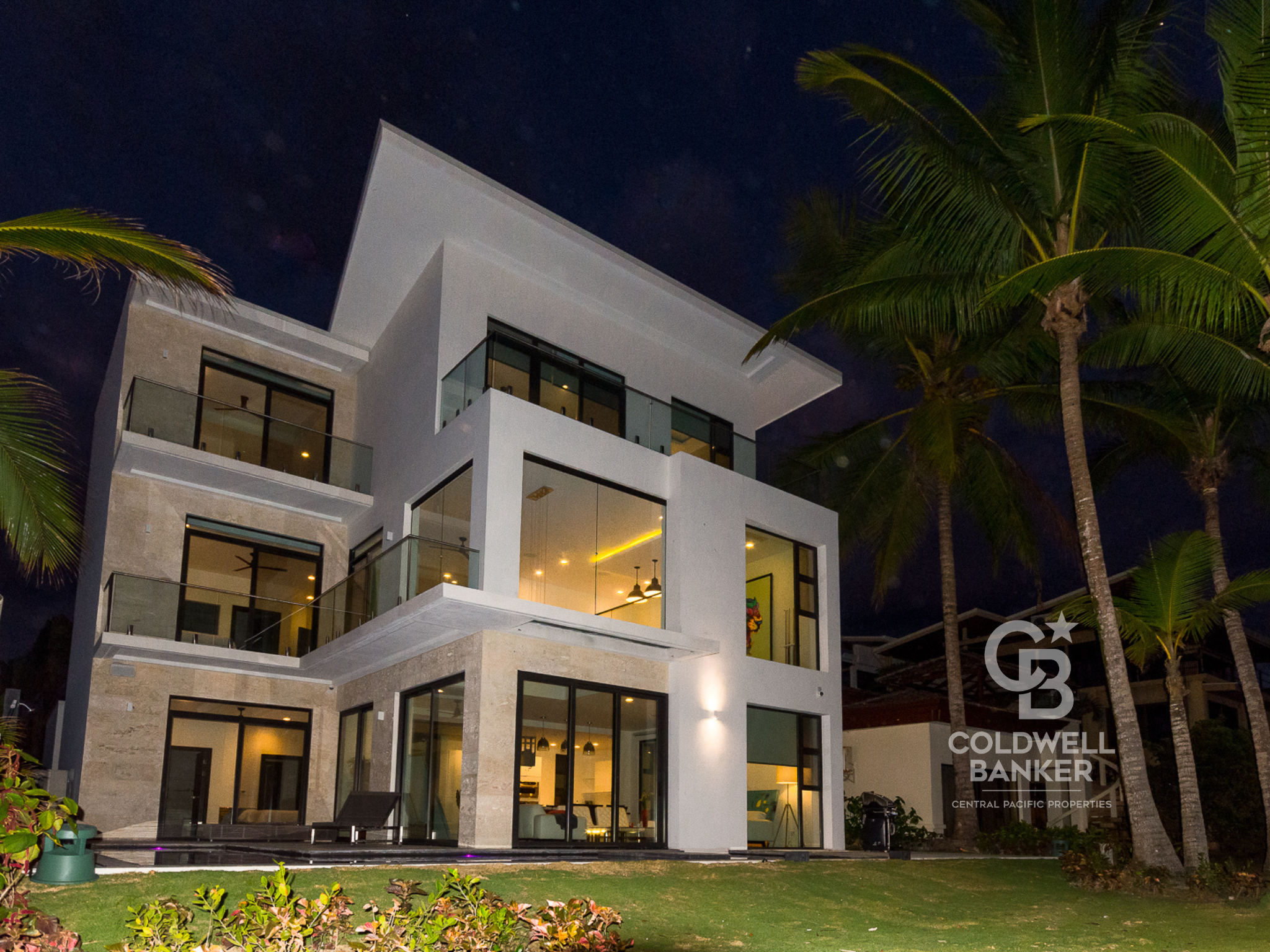 6 bed Single Family Homes For Sale in Jaco, Puntarenas - thumb 12