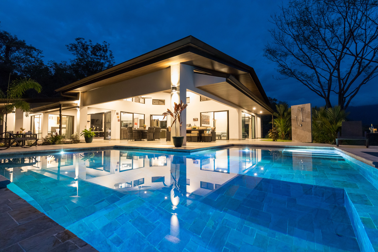 4 bed Single Family Homes For Sale in Uvita, Puntarenas - thumb 8