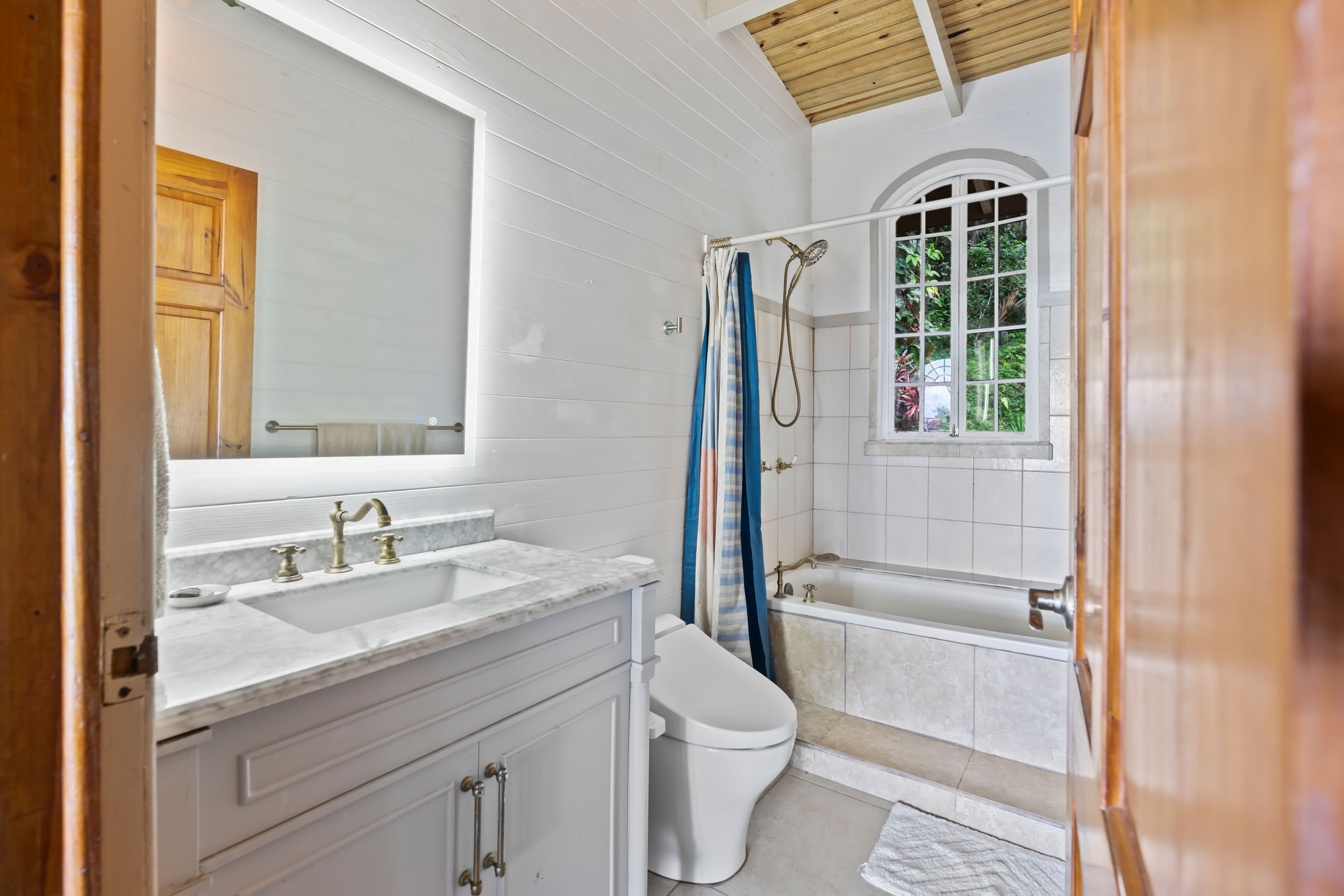 3 bed Single Family Homes For Sale in Dominical, Puntarenas - thumb 30