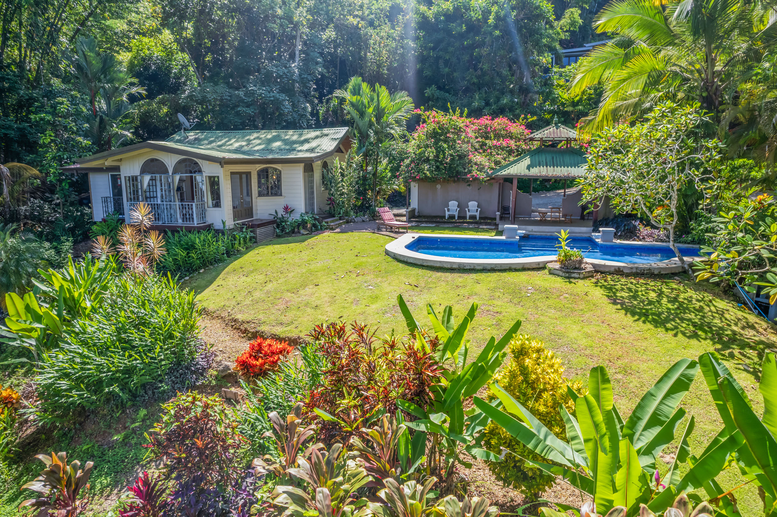 3 bed Single Family Homes For Sale in Dominical, Puntarenas - thumb 4