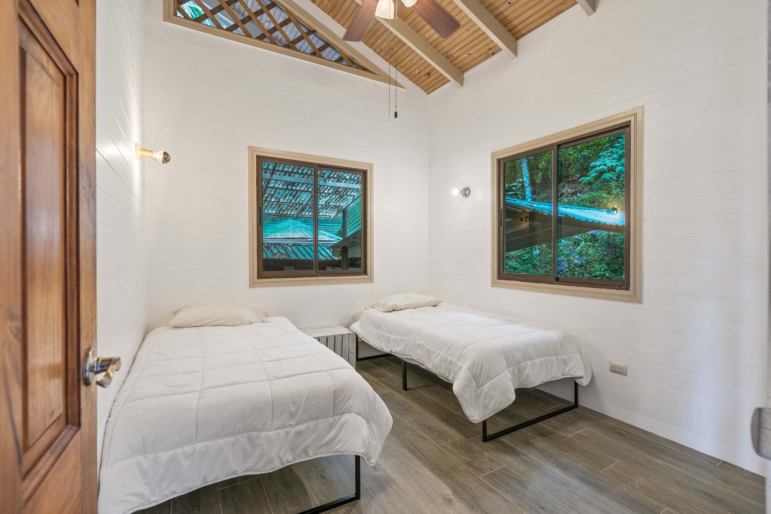 3 bed Single Family Homes For Sale in Dominical, Puntarenas - thumb 29