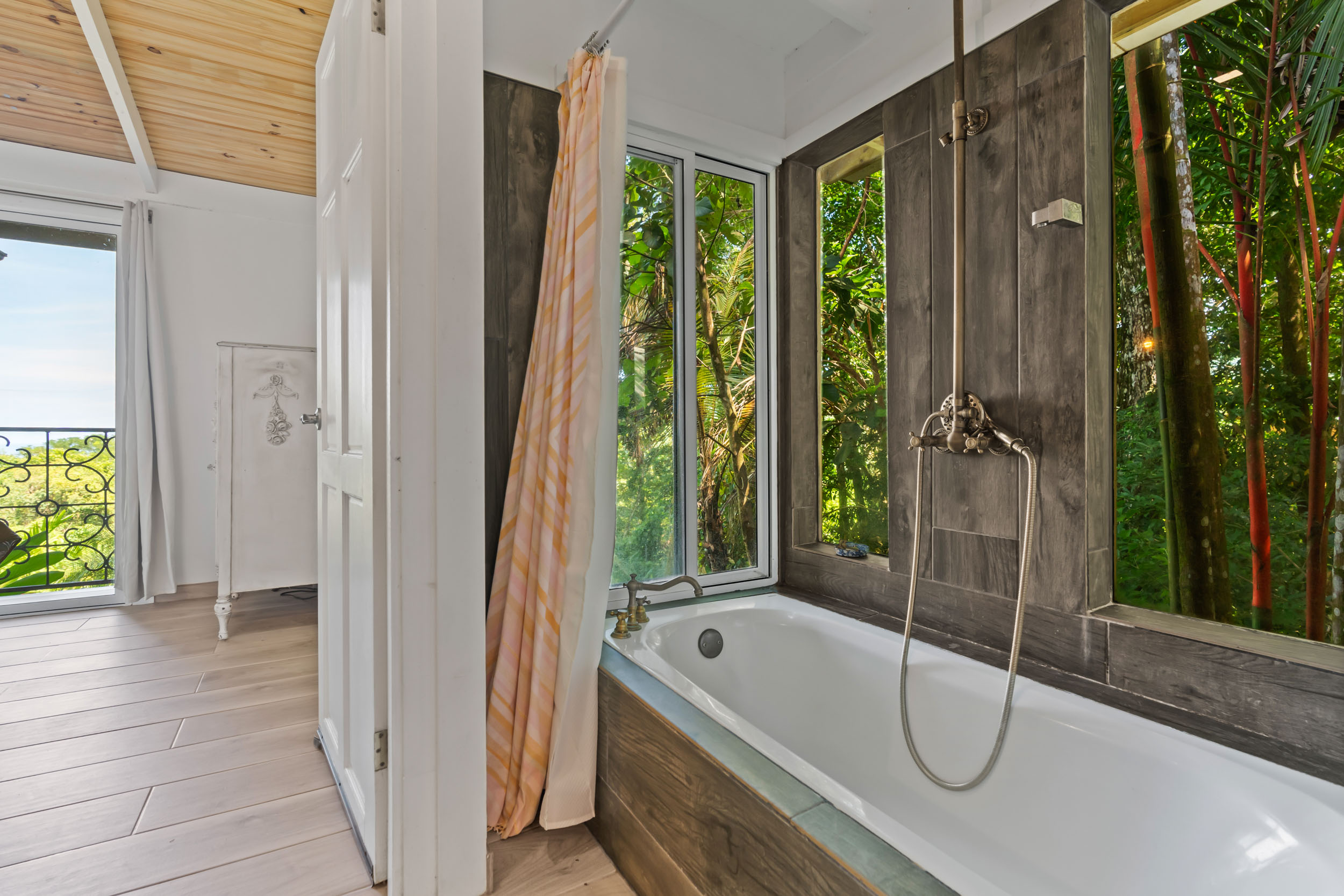 3 bed Single Family Homes For Sale in Dominical, Puntarenas - thumb 26