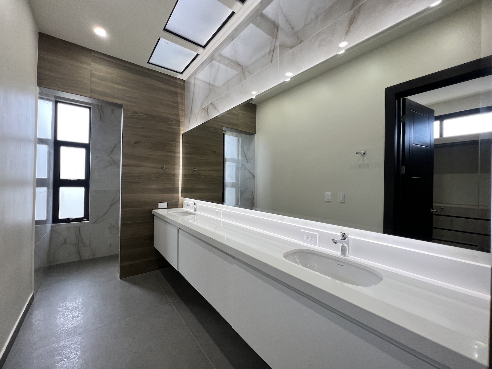 3 bed Single Family Homes For Sale in La Guacima, Alajuela - thumb 12