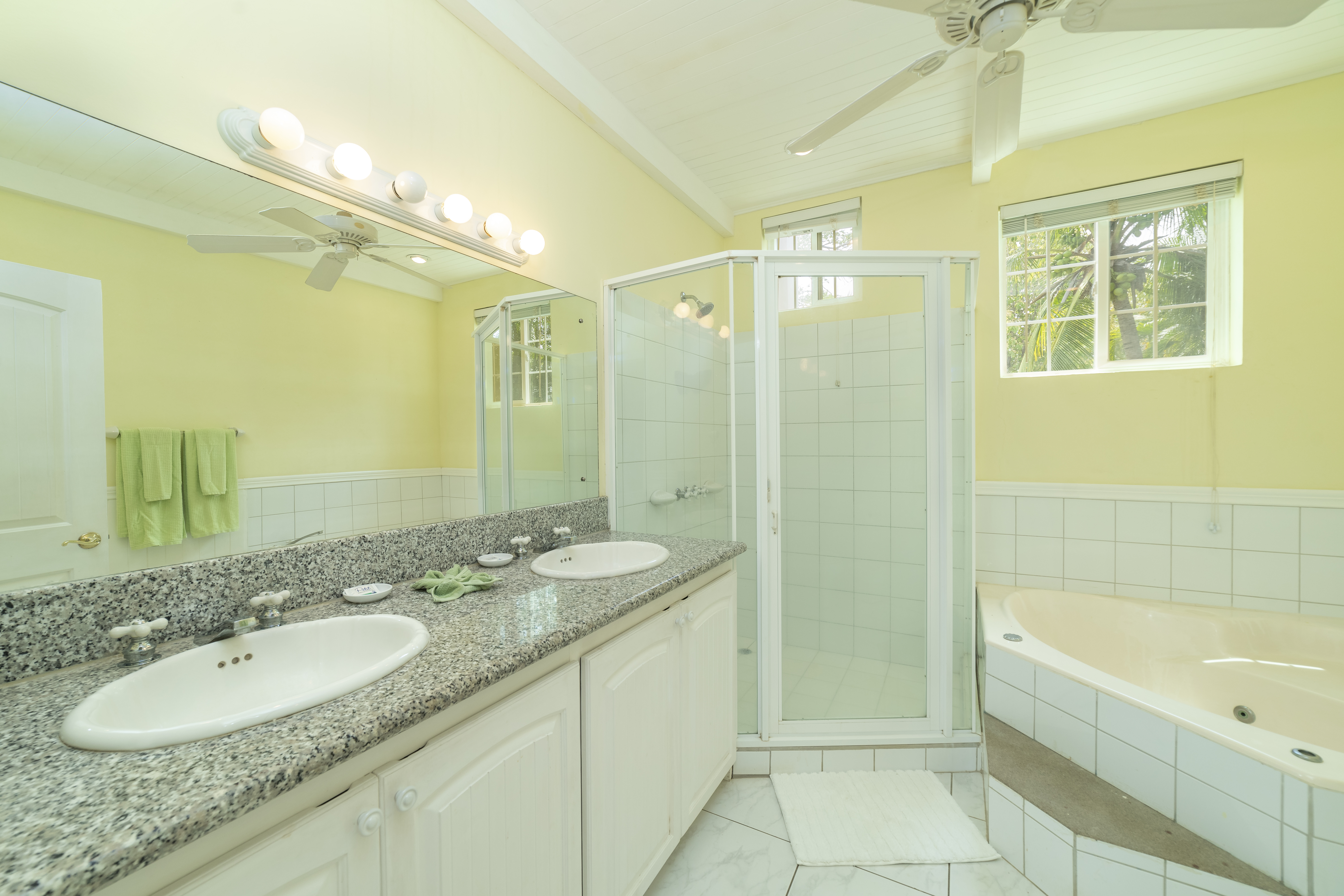 2 bed Condo For Sale in Playa Azul, Guanacaste - thumb 20