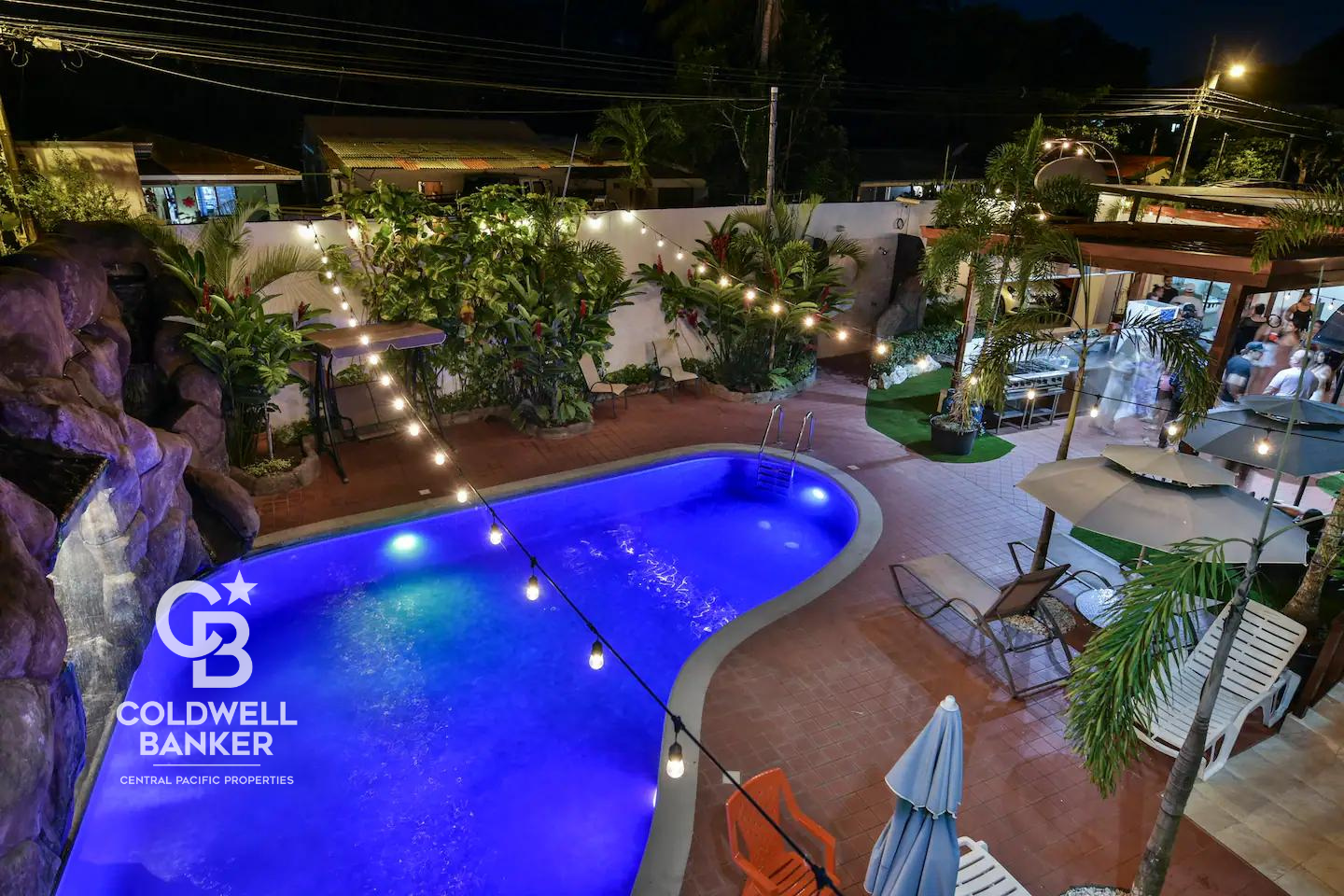 10 bed Hotel / Leisure For Sale in Jaco, Puntarenas - thumb 1