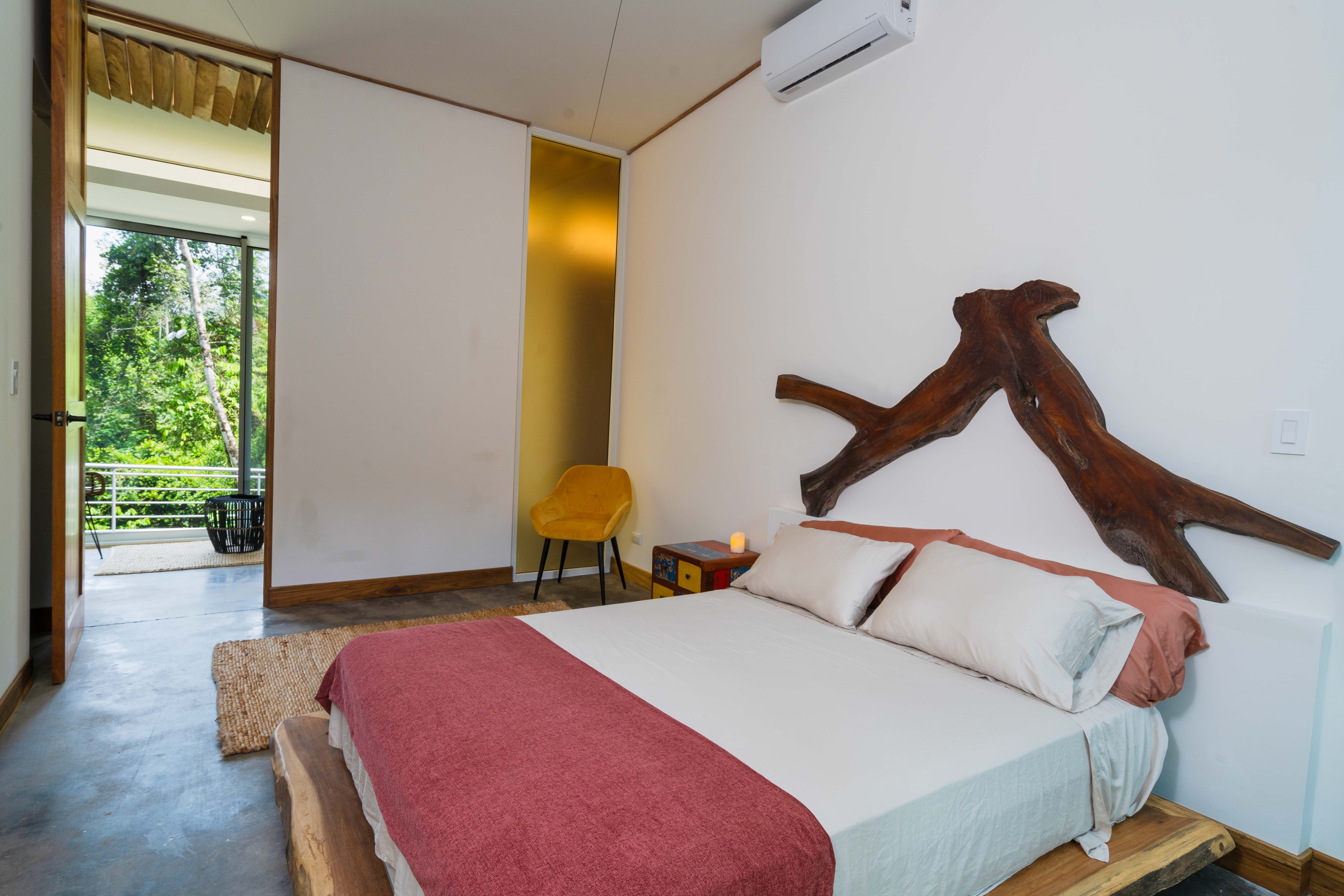 4 bed Single Family Homes For Sale in Savegre, Puntarenas - thumb 16