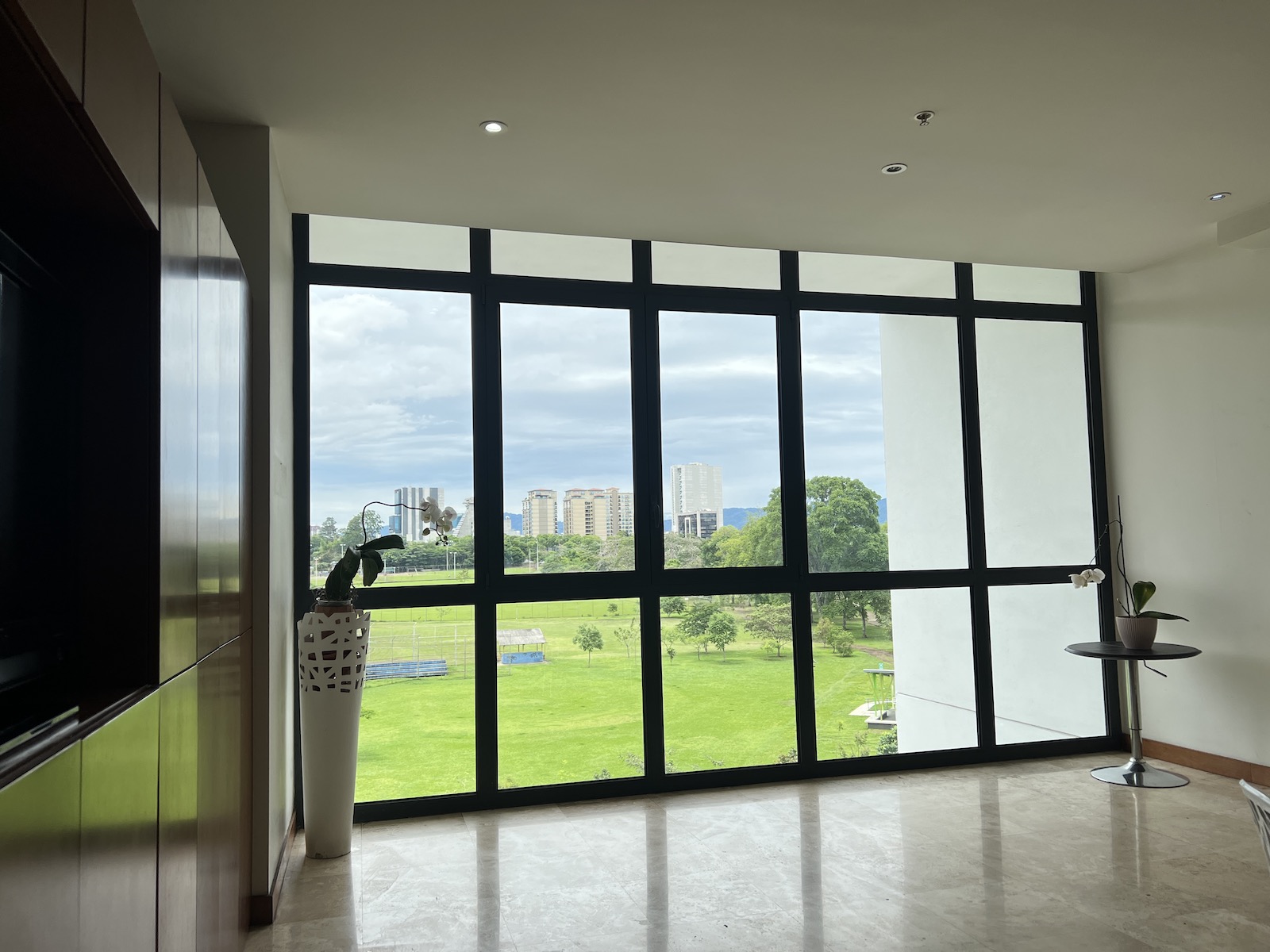 3 bed Apartment For Sale in La Sabana, San Jose - thumb 1