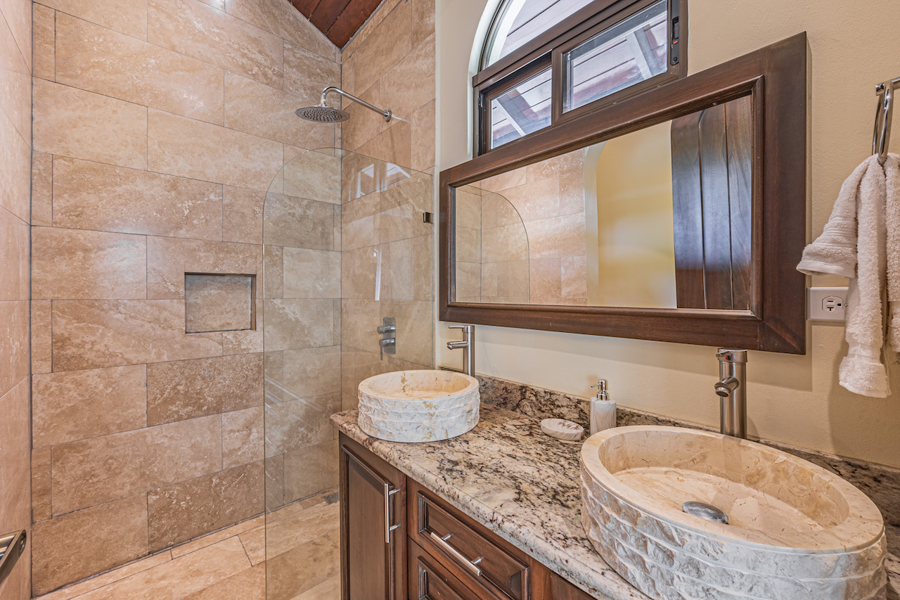 10 bed Hotel / Leisure For Sale in Uvita, Puntarenas - thumb 29