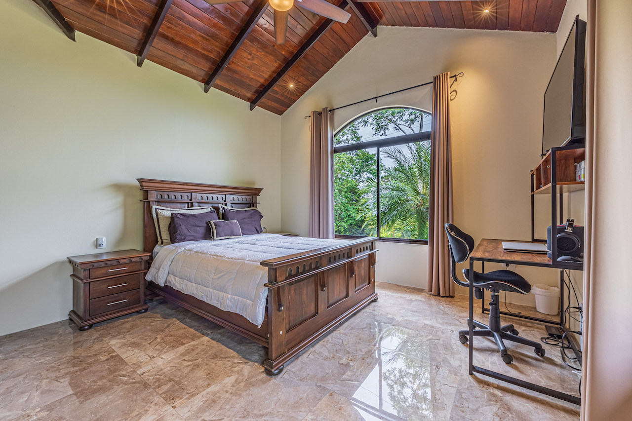 10 bed Hotel / Leisure For Sale in Uvita, Puntarenas - thumb 23