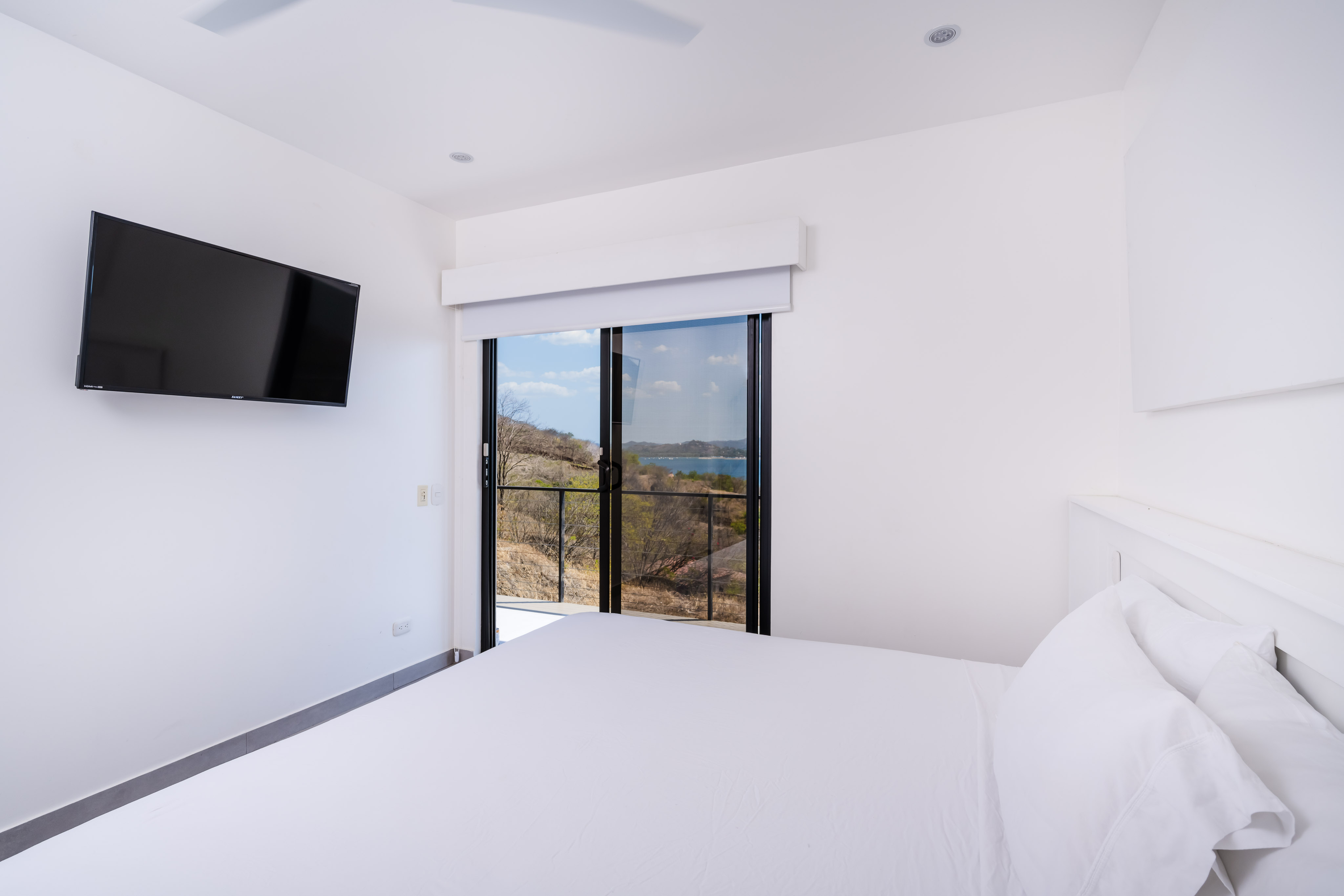 7 bed Single Family Homes For Sale in Playa Flamingo, Guanacaste - thumb 8