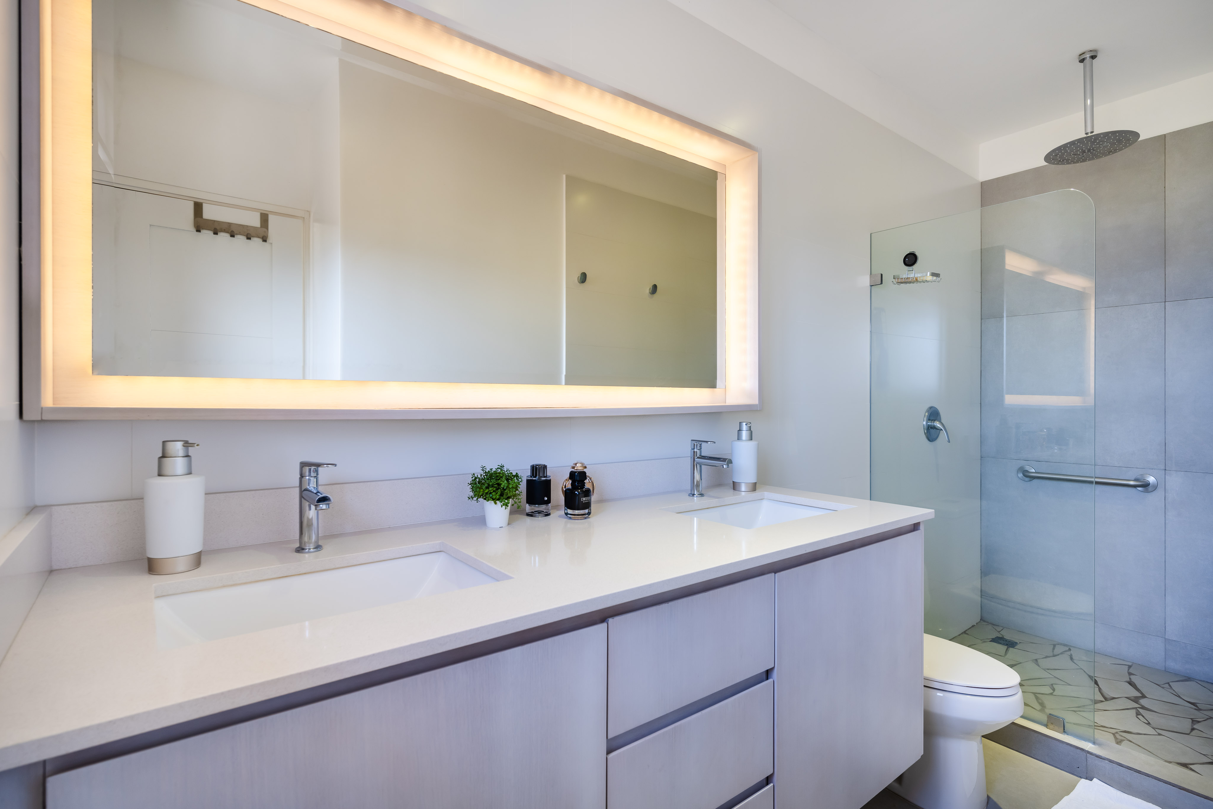 7 bed Single Family Homes For Sale in Playa Flamingo, Guanacaste - thumb 25