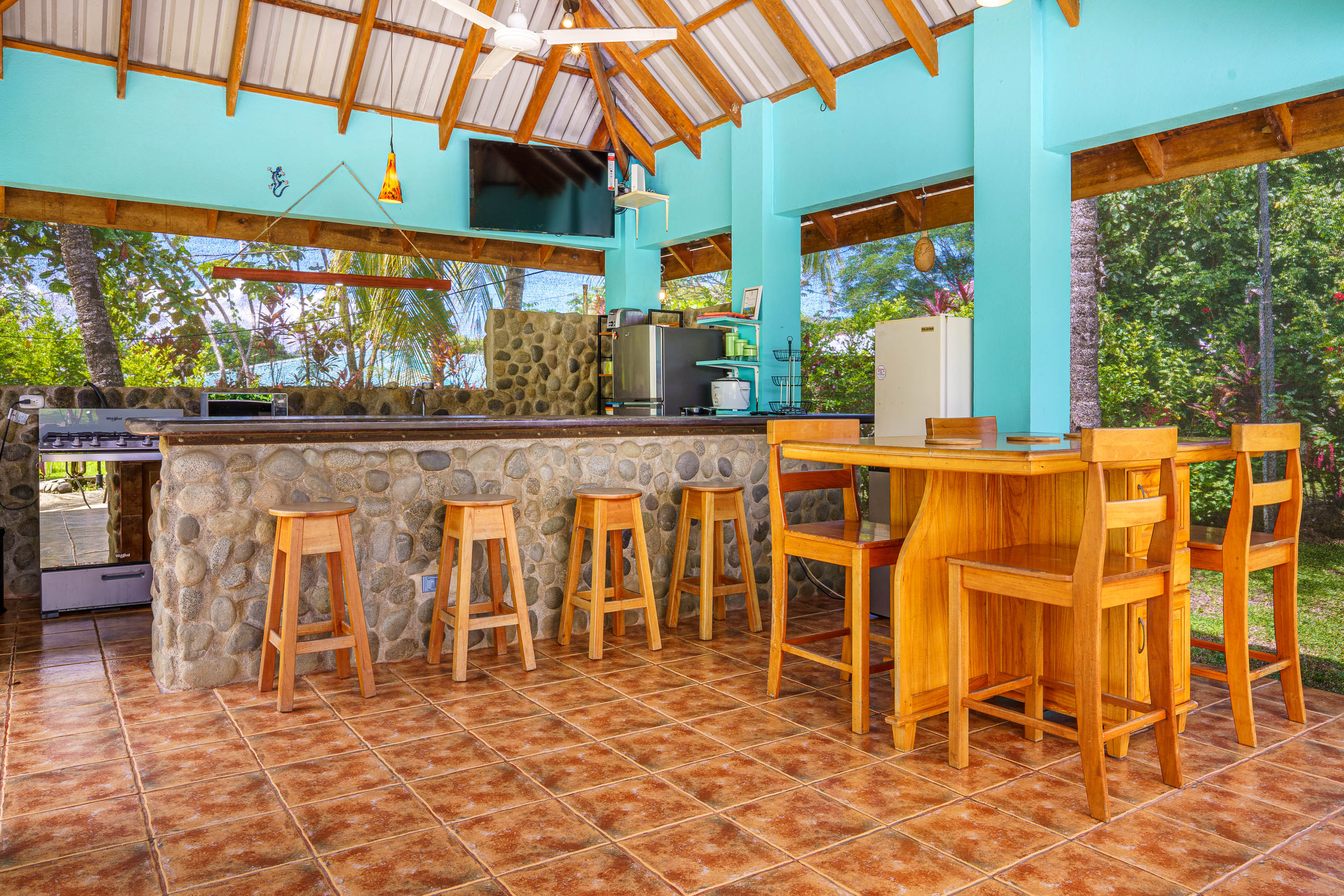 5 bed Single Family Homes For Sale in Ojochal, Puntarenas - thumb 9