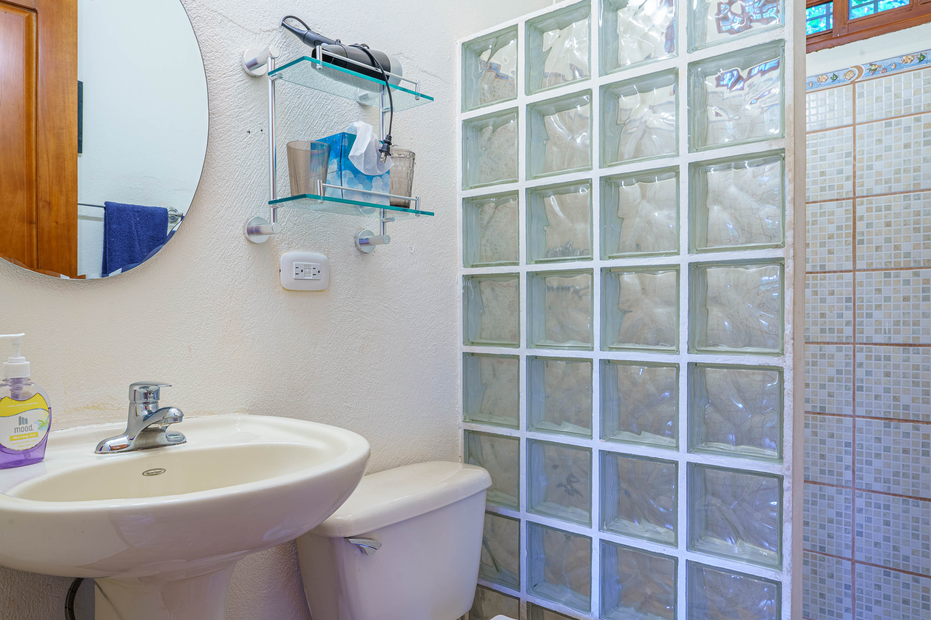 5 bed Single Family Homes For Sale in Ojochal, Puntarenas - thumb 19