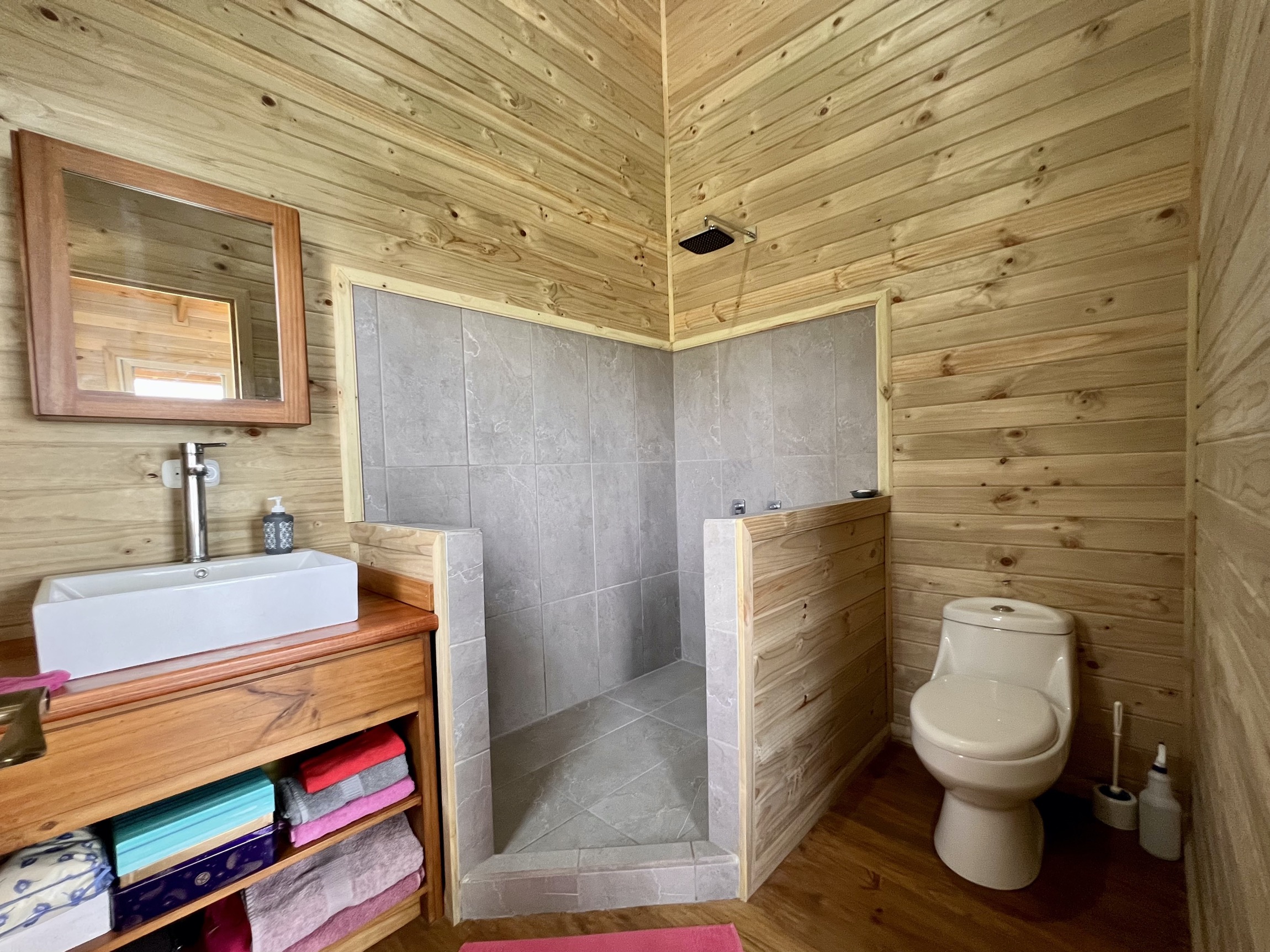 6 bed Single Family Homes For Sale in Uvita, Puntarenas - thumb 21