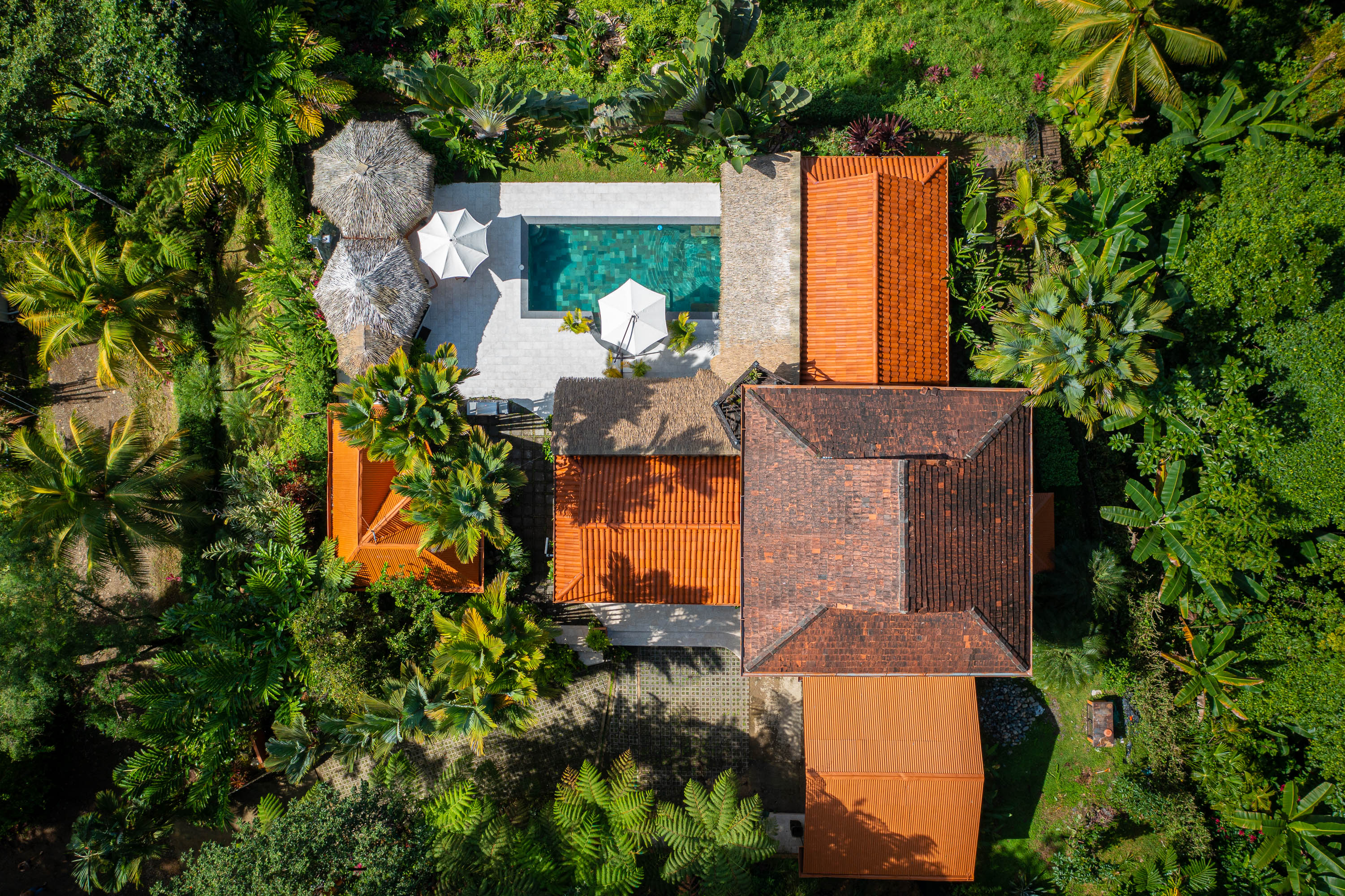 3 bed Single Family Homes For Sale in Ojochal, Puntarenas - thumb 2