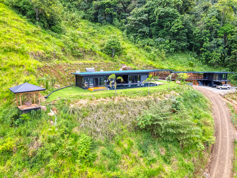 3 bed Single Family Homes For Sale in Dominical, Puntarenas - 1