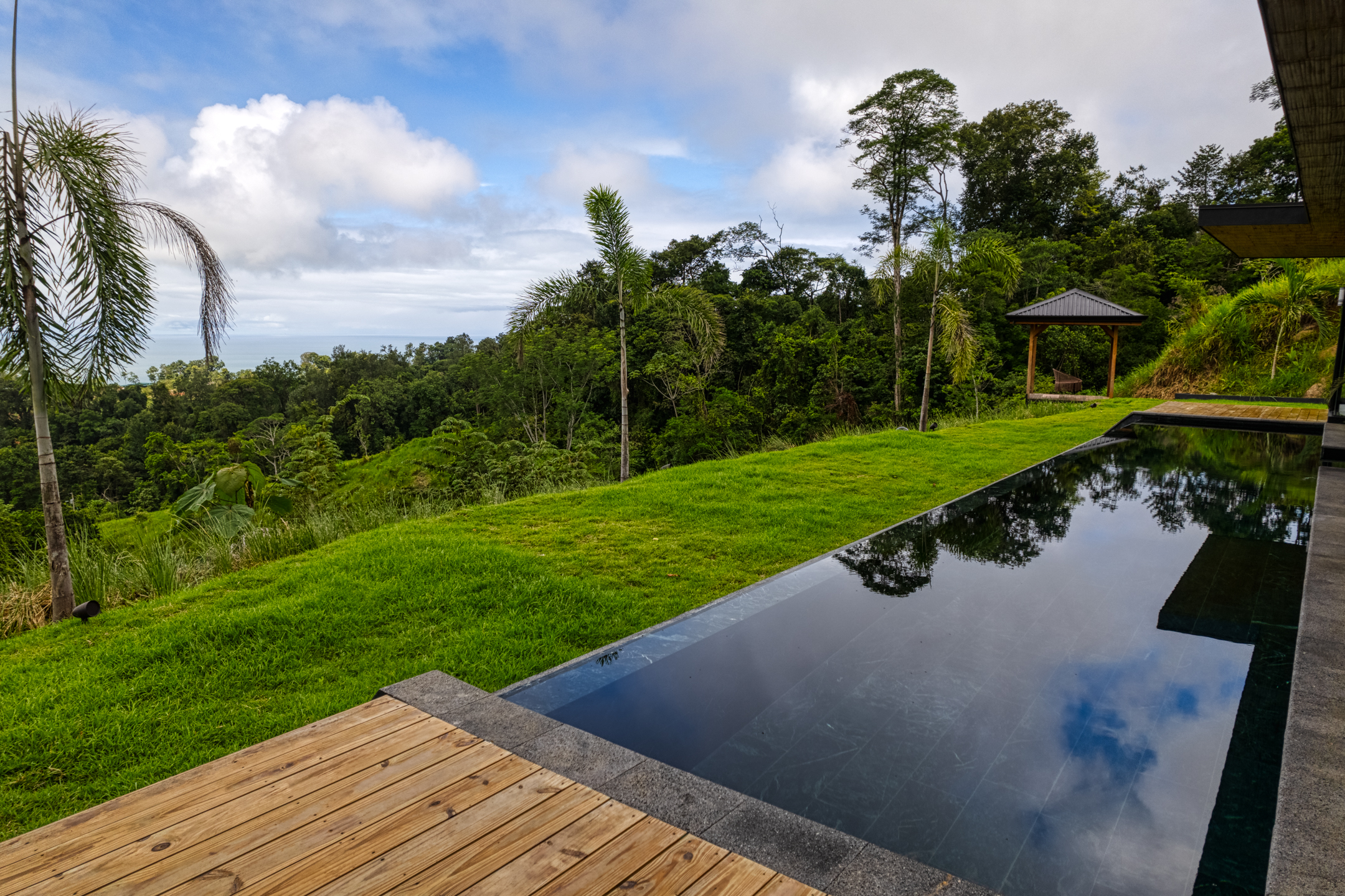 3 bed Single Family Homes For Sale in Dominical, Puntarenas - thumb 28