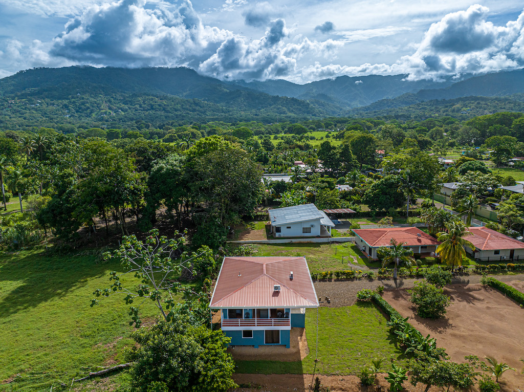 3 bed Single Family Homes For Sale in Uvita, Puntarenas - thumb 4