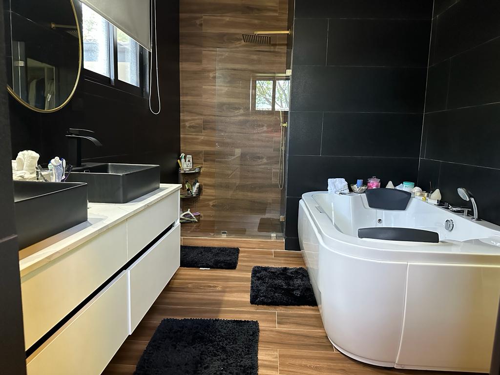 3 bed Single Family Homes For Sale in Playas Del Coco, Guanacaste - thumb 7