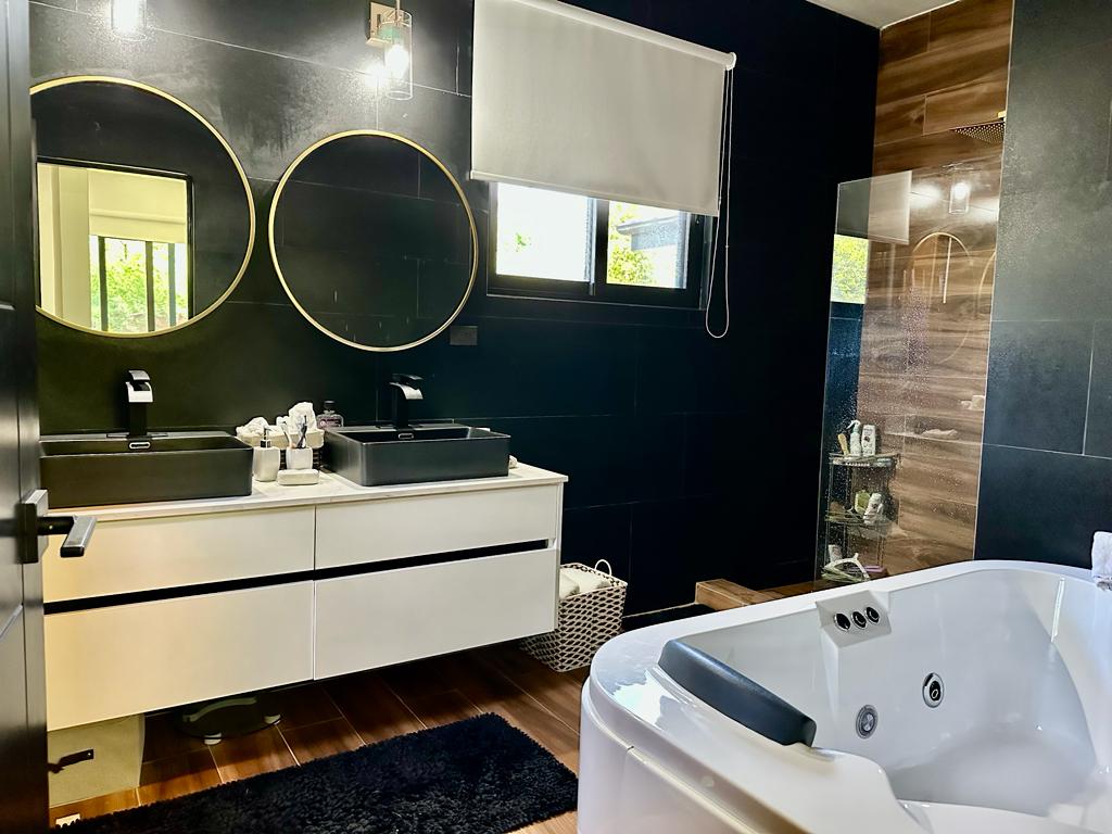 3 bed Single Family Homes For Sale in Playas Del Coco, Guanacaste - thumb 18