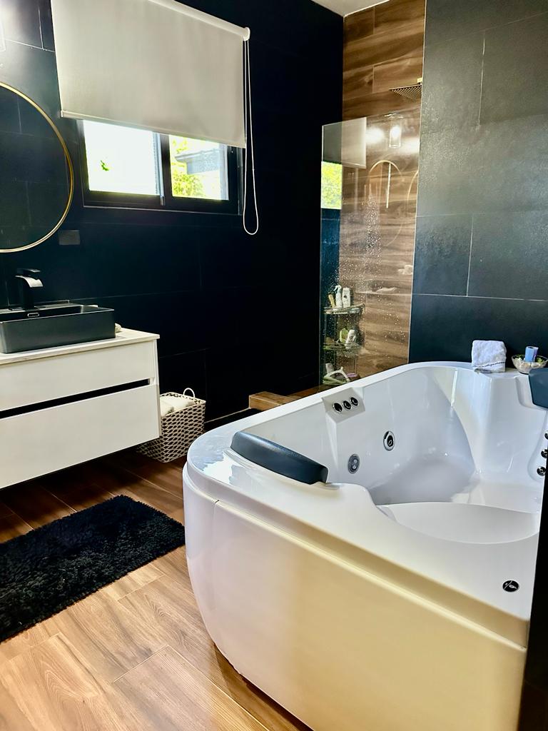 3 bed Single Family Homes For Sale in Playas Del Coco, Guanacaste - thumb 19