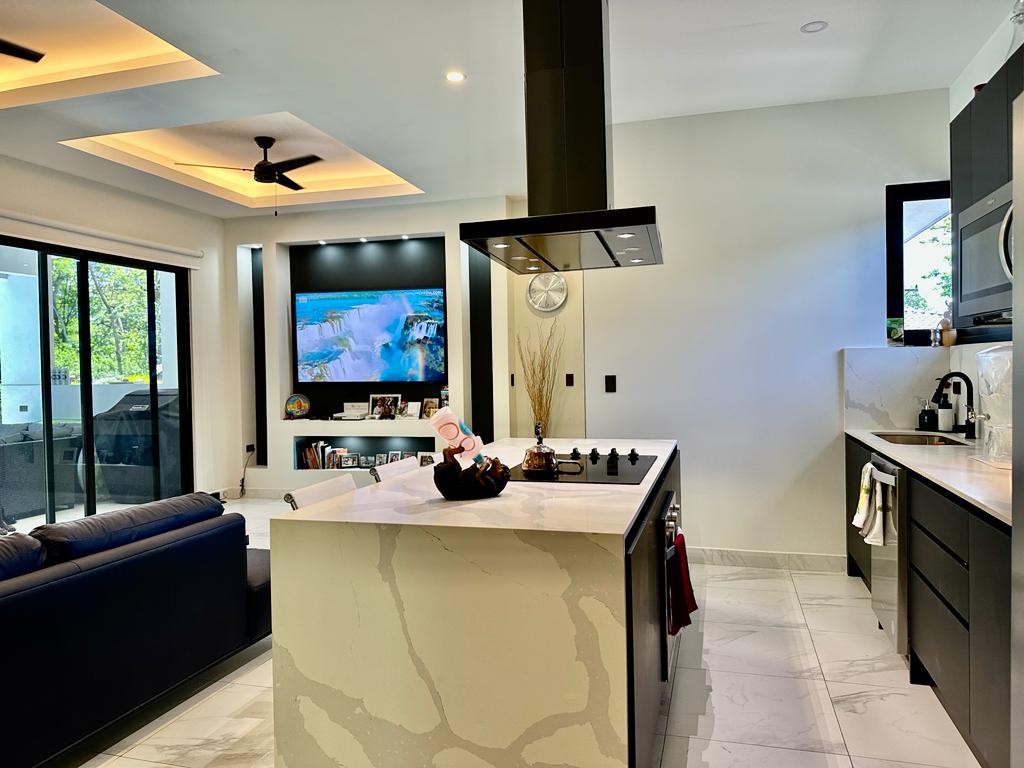 3 bed Single Family Homes For Sale in Playas Del Coco, Guanacaste - thumb 28