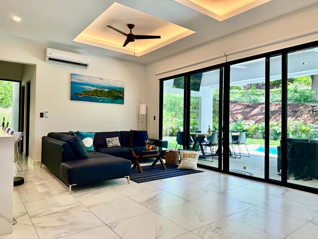 3 bed Single Family Homes For Sale in Playas Del Coco, Guanacaste - thumb 5